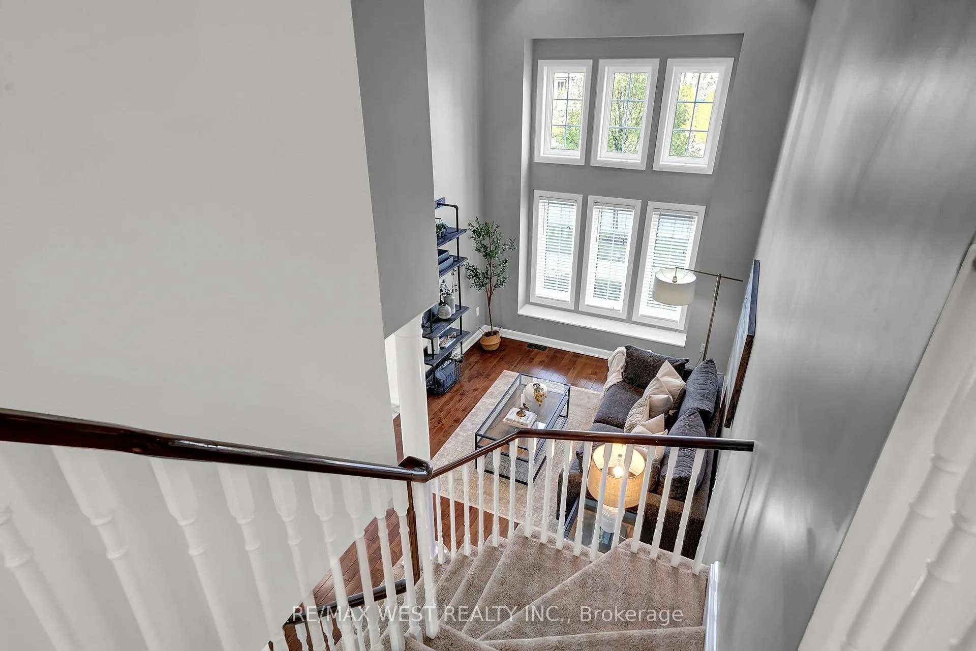 Photo 31 of 1436 Bridgeport Street, Oshawa, Taunton — HOMEH