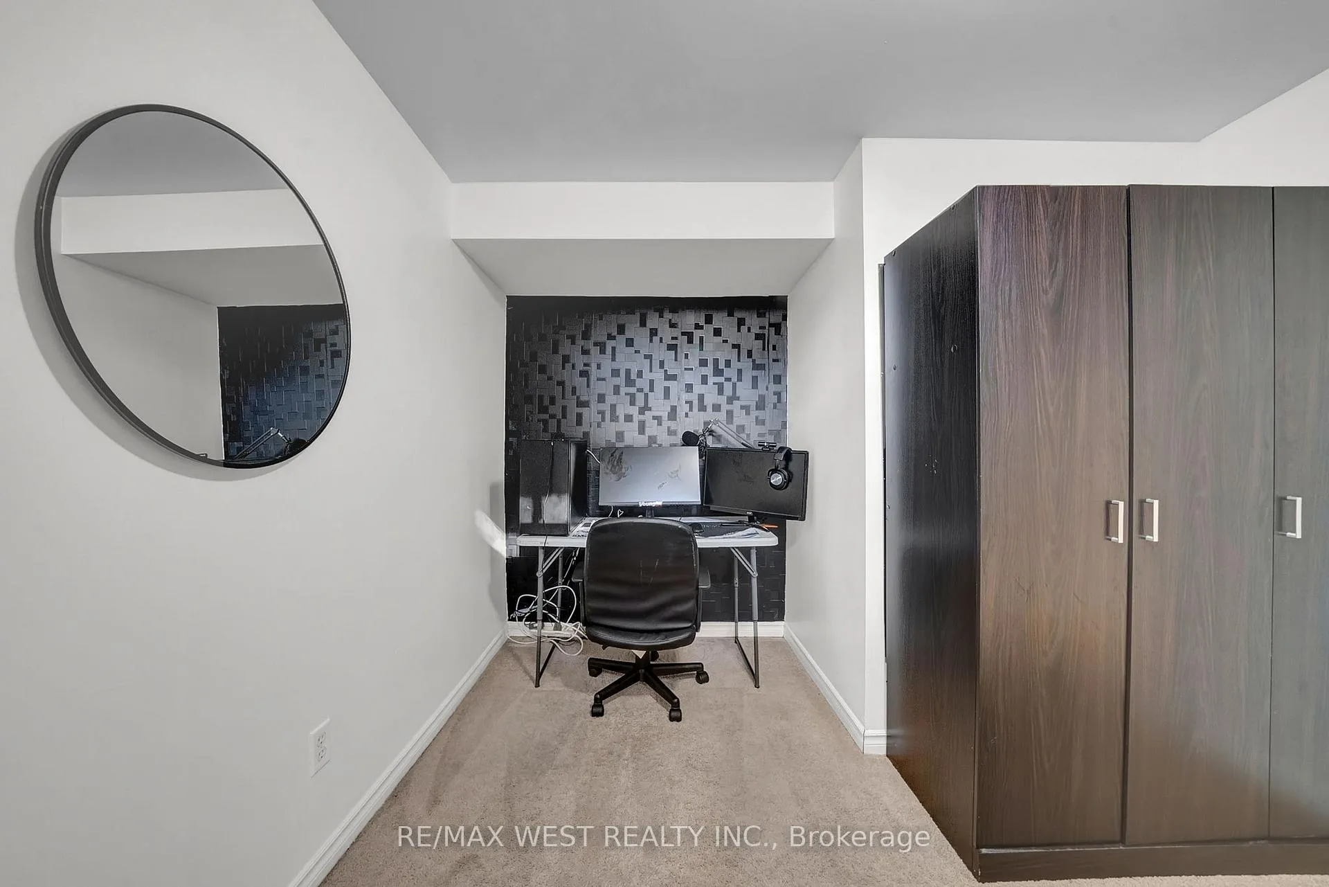 Photo 35 of 1436 Bridgeport Street, Oshawa, Taunton — HOMEH