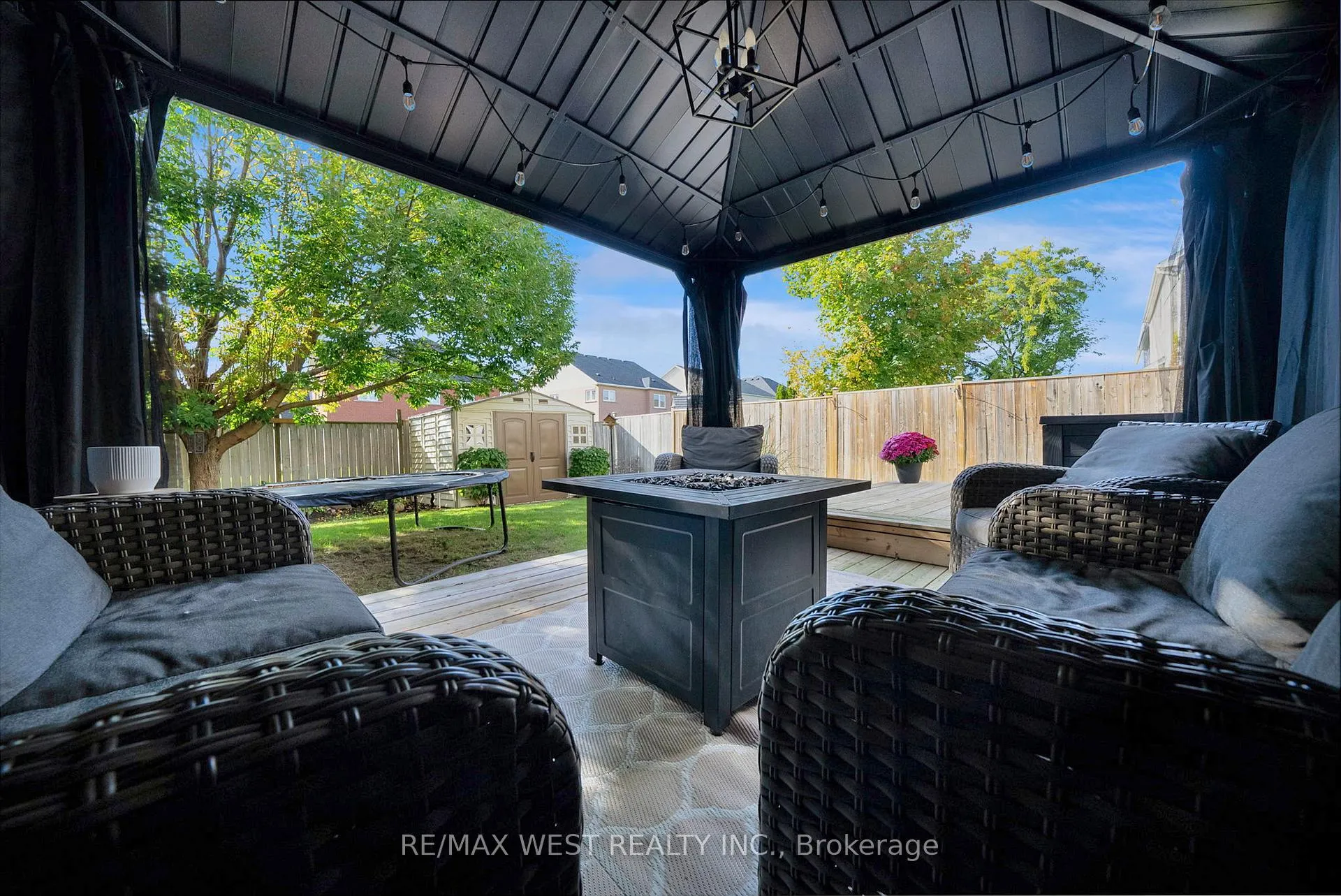 Photo 44 of 1436 Bridgeport Street, Oshawa, Taunton — HOMEH