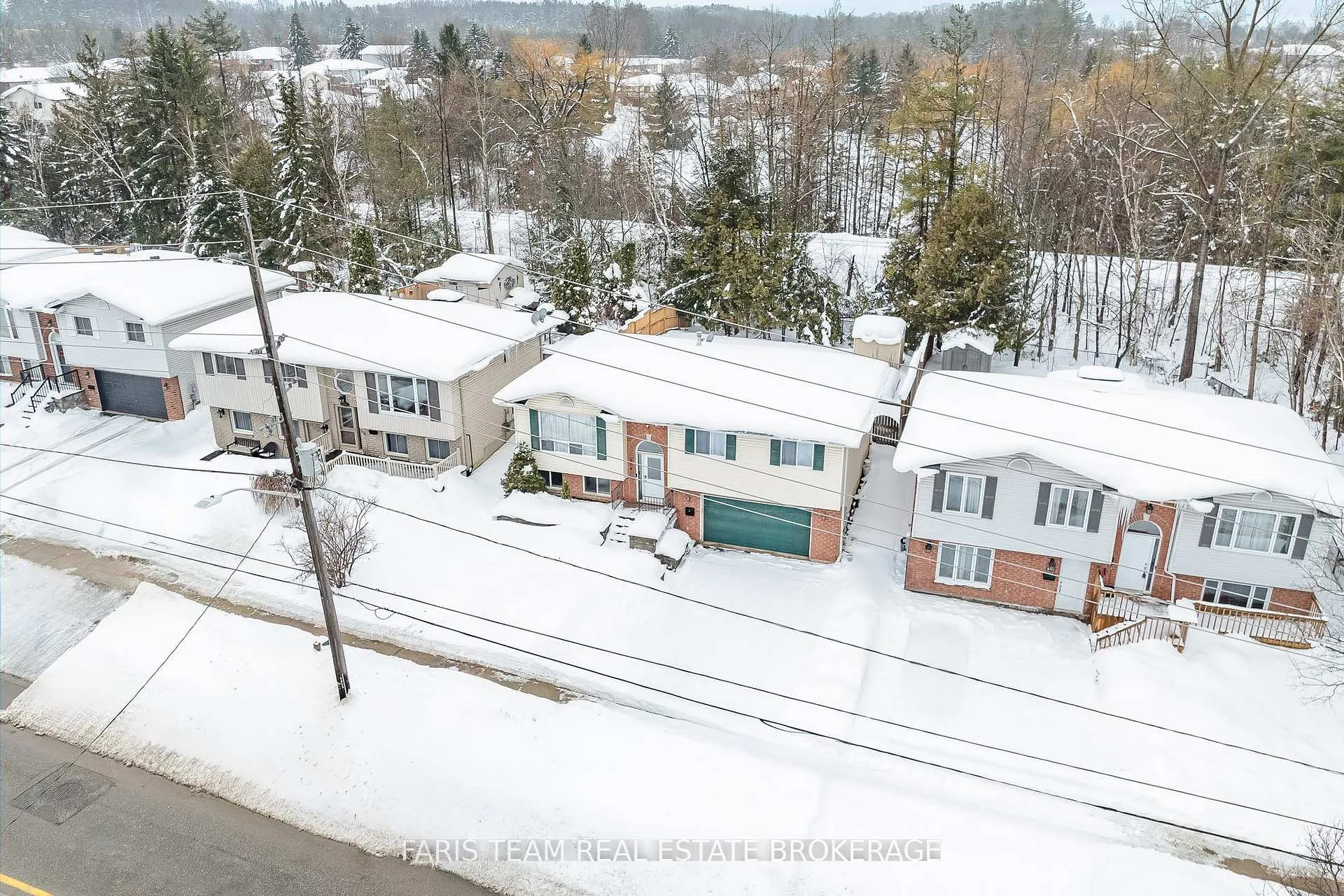 Photo 2 of 214 Huronia Road, Barrie, Painswick North — HOMEH