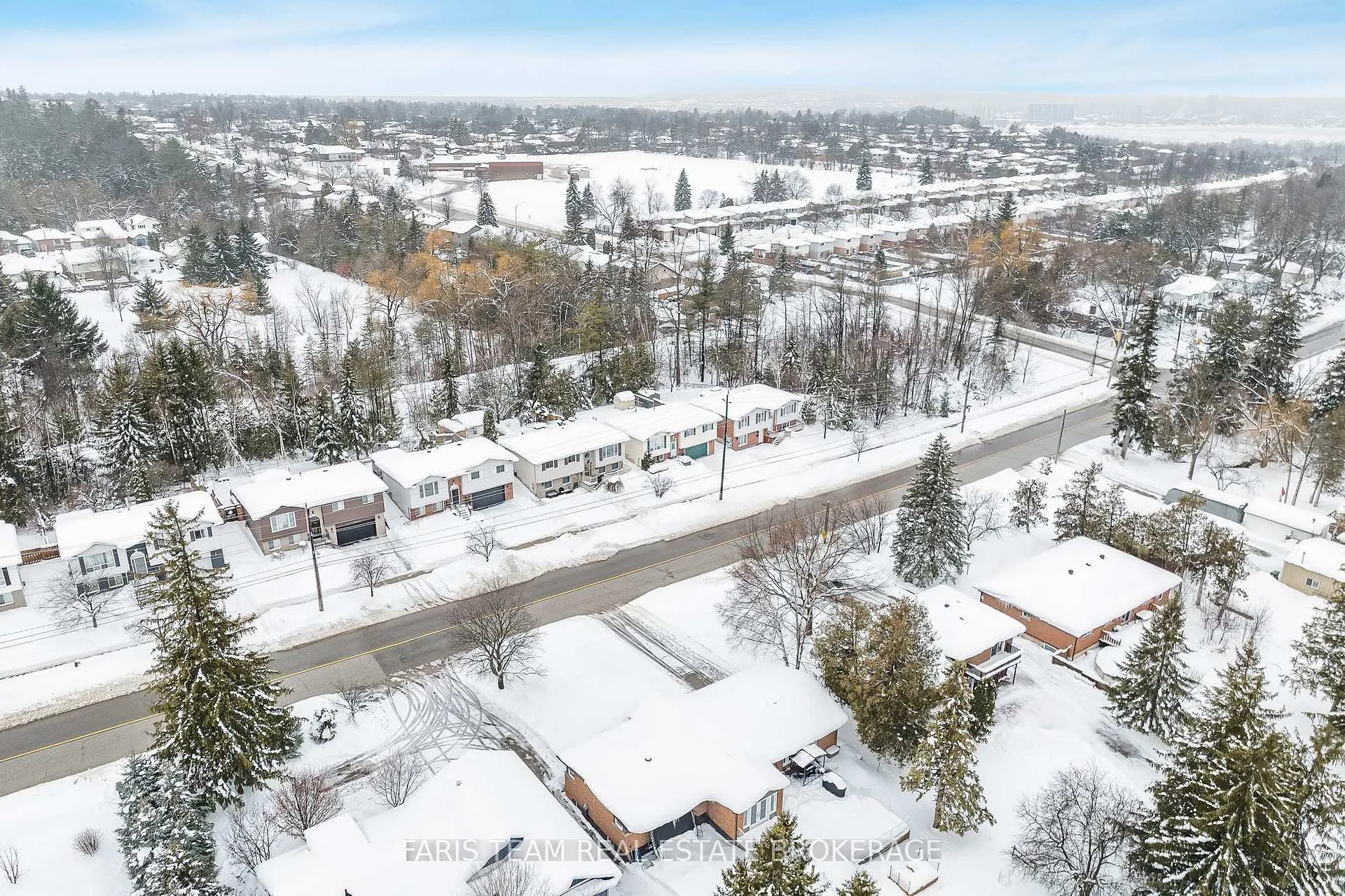 Photo 37 of 214 Huronia Road, Barrie, Painswick North — HOMEH