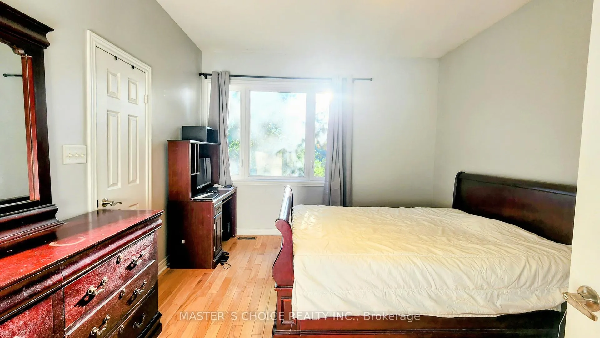 Photo 9 of 6 Shasta Drive, Vaughan, Uplands — HOMEH