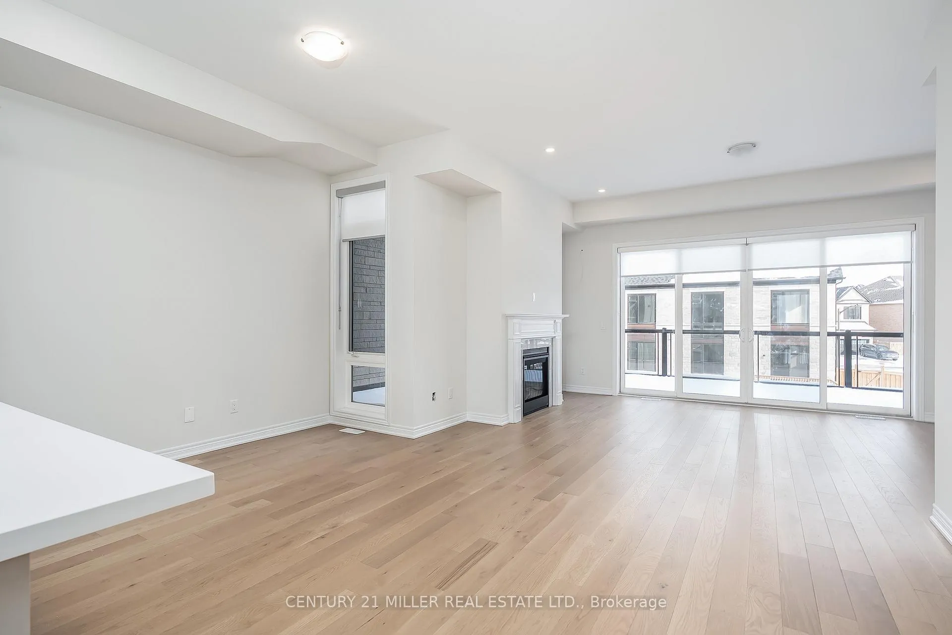Photo 11 of Unit Unit 1, 3193 Sixth Line, Oakville, Glenorchy — HOMEH