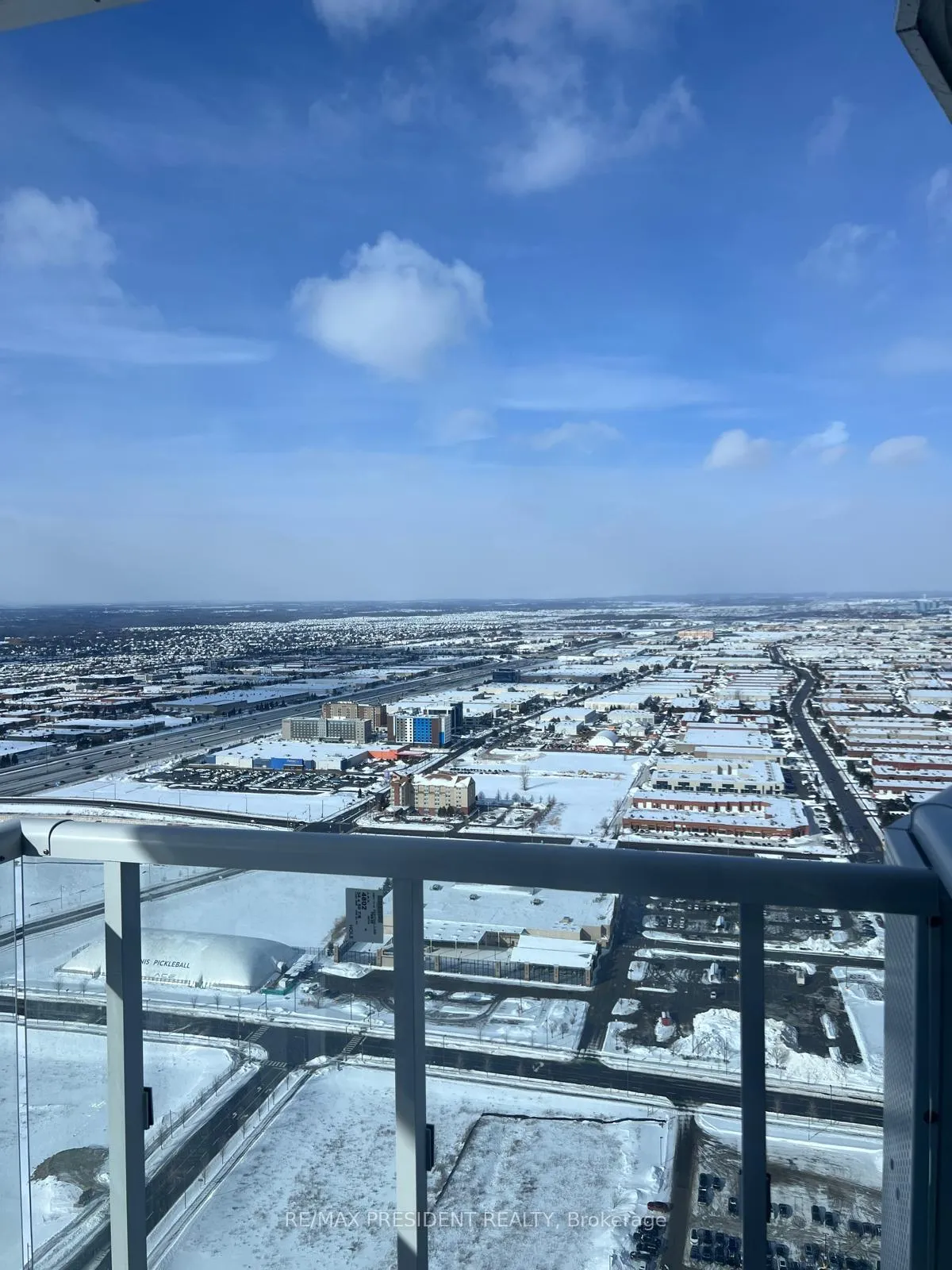 Photo 10 of Unit 5302, 8 Interchange Way, Vaughan, Vaughan Corporate Centre — HOMEH
