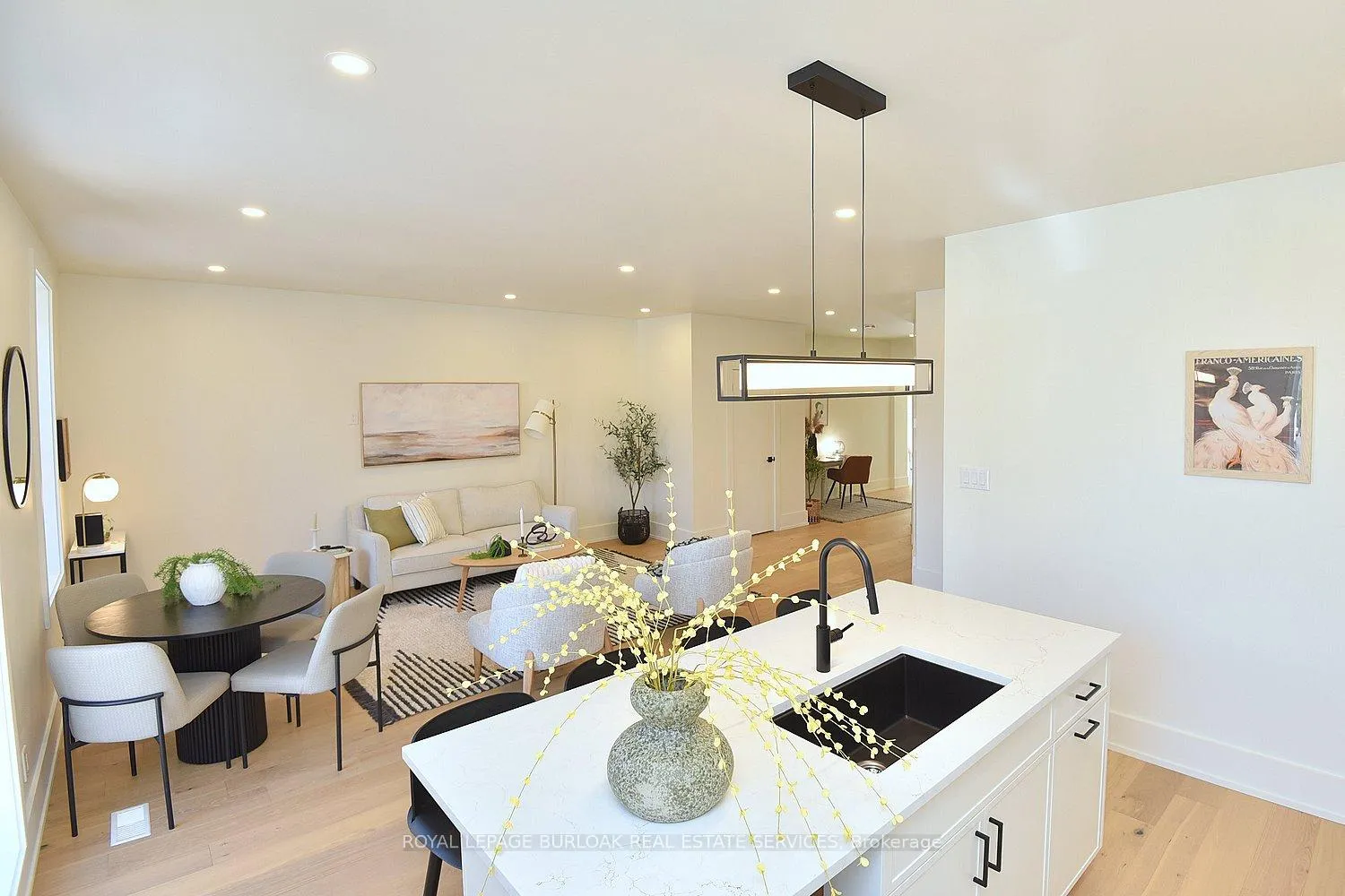 Photo 14 of Unit 201, 284 Wilson Street E, Hamilton, Ancaster — HOMEH