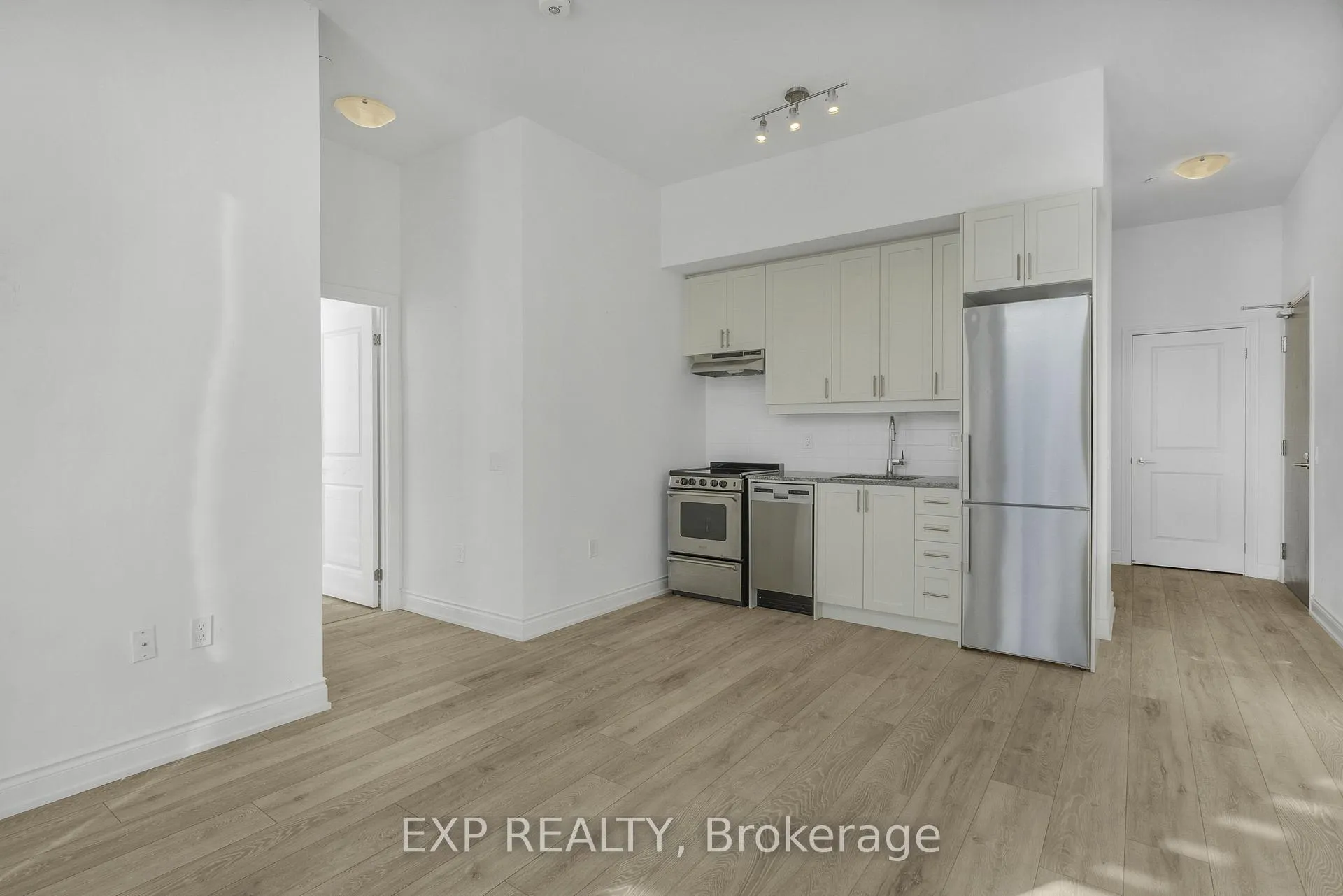 Photo 11 of Unit 112, 1050 Main Street E, Milton, Dempsey — HOMEH