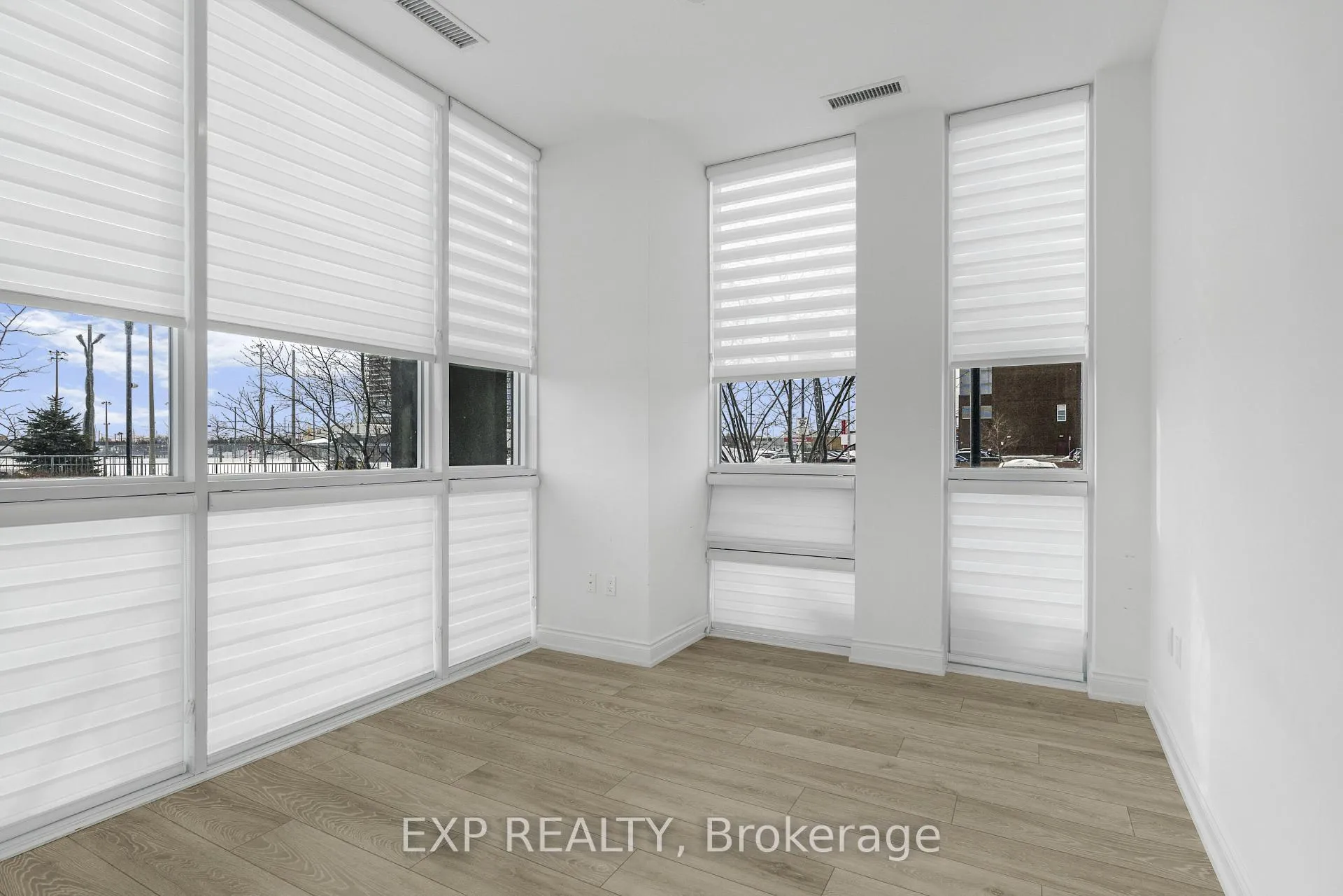 Photo 14 of Unit 112, 1050 Main Street E, Milton, Dempsey — HOMEH