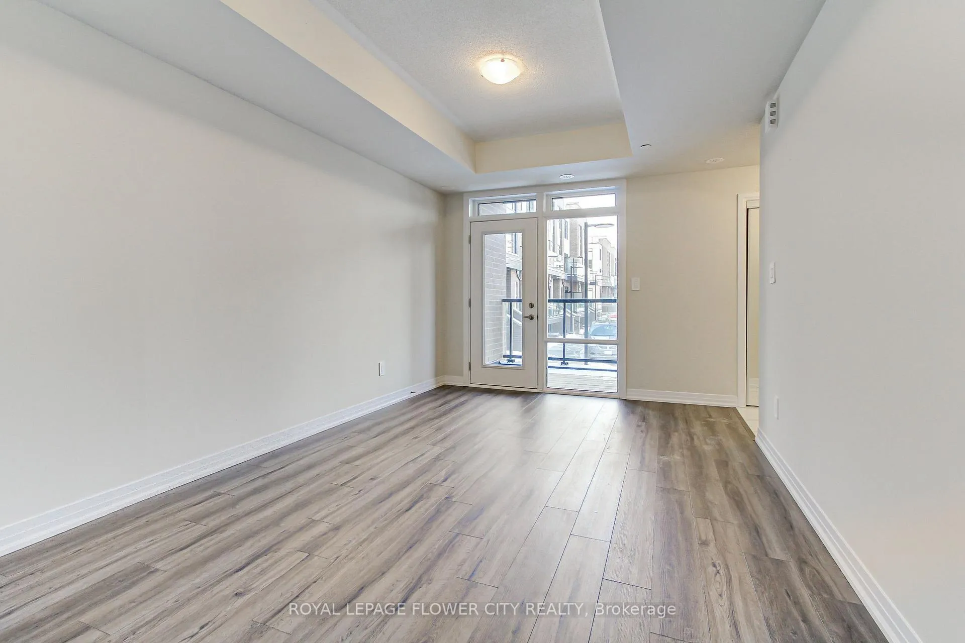 Photo 9 of Unit 112, 1589 Rose Way, Milton, Cobban — HOMEH