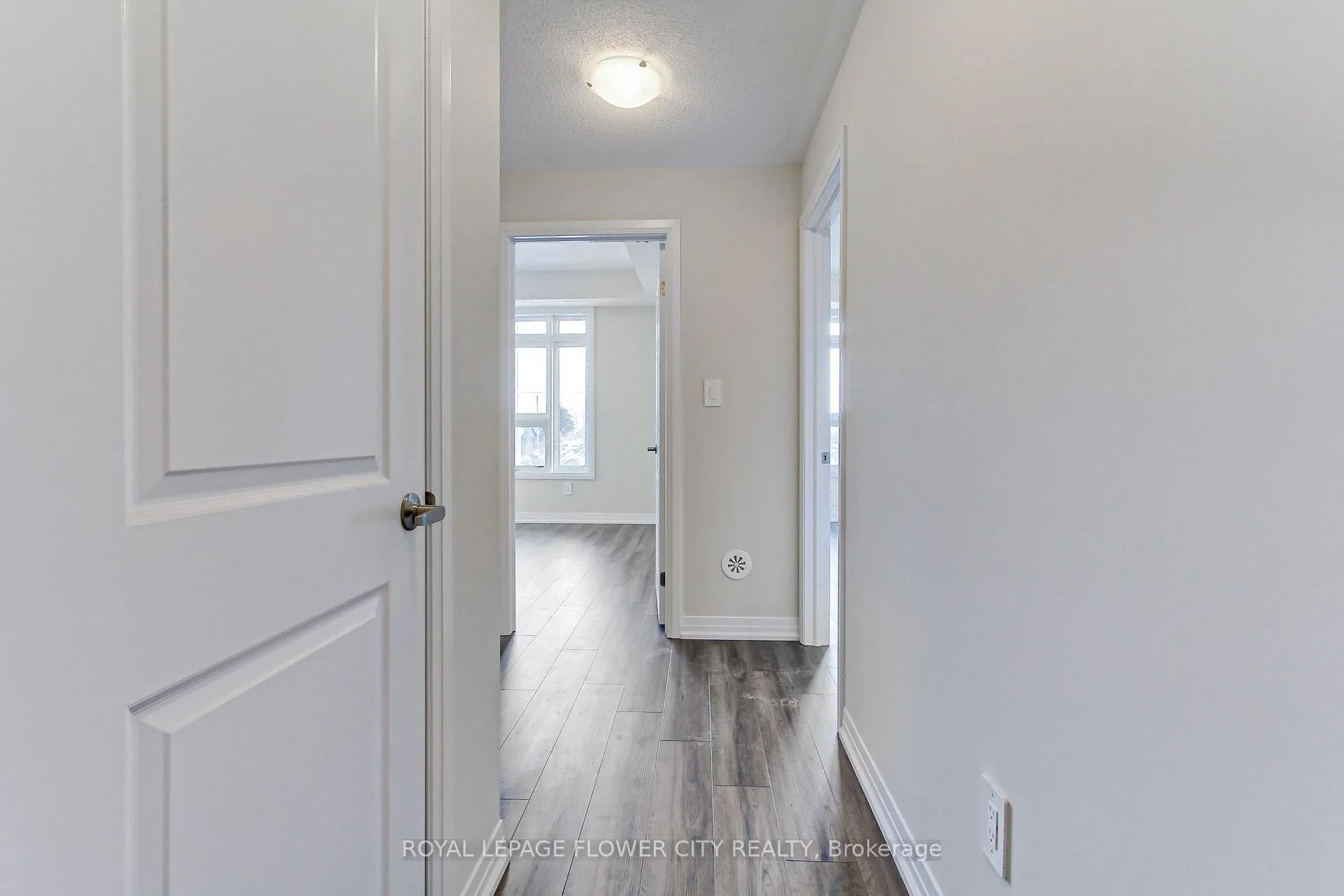 Photo 17 of Unit 112, 1589 Rose Way, Milton, Cobban — HOMEH