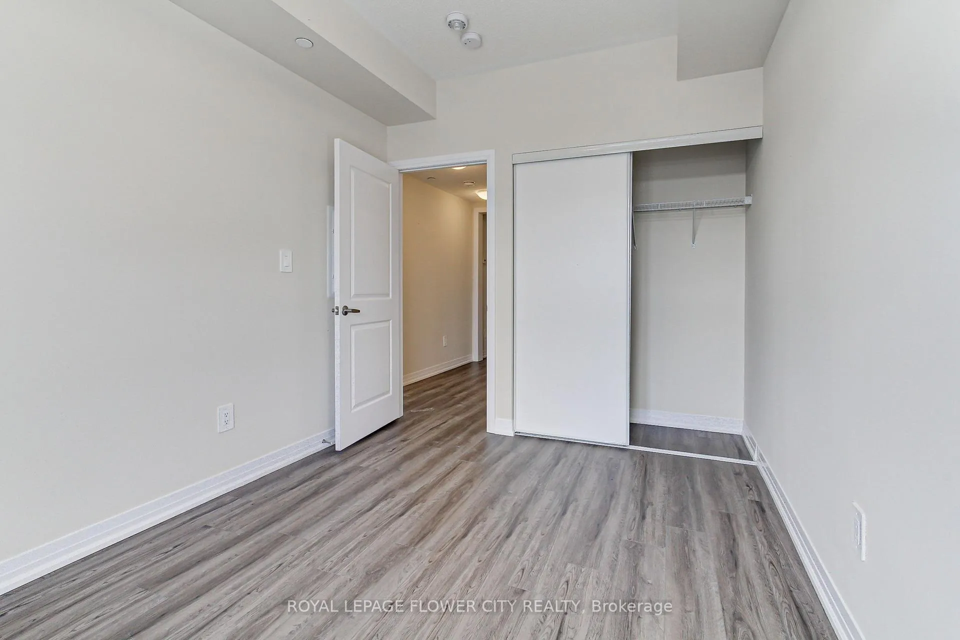Photo 24 of Unit 112, 1589 Rose Way, Milton, Cobban — HOMEH