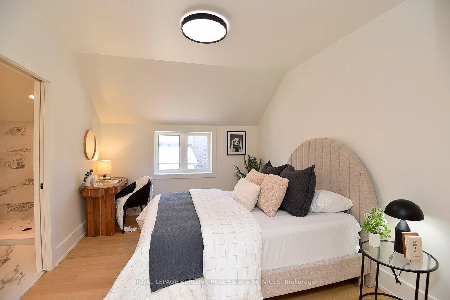 Photo 16 of Unit 202, 284 Wilson Street E, Hamilton, Ancaster — HOMEH