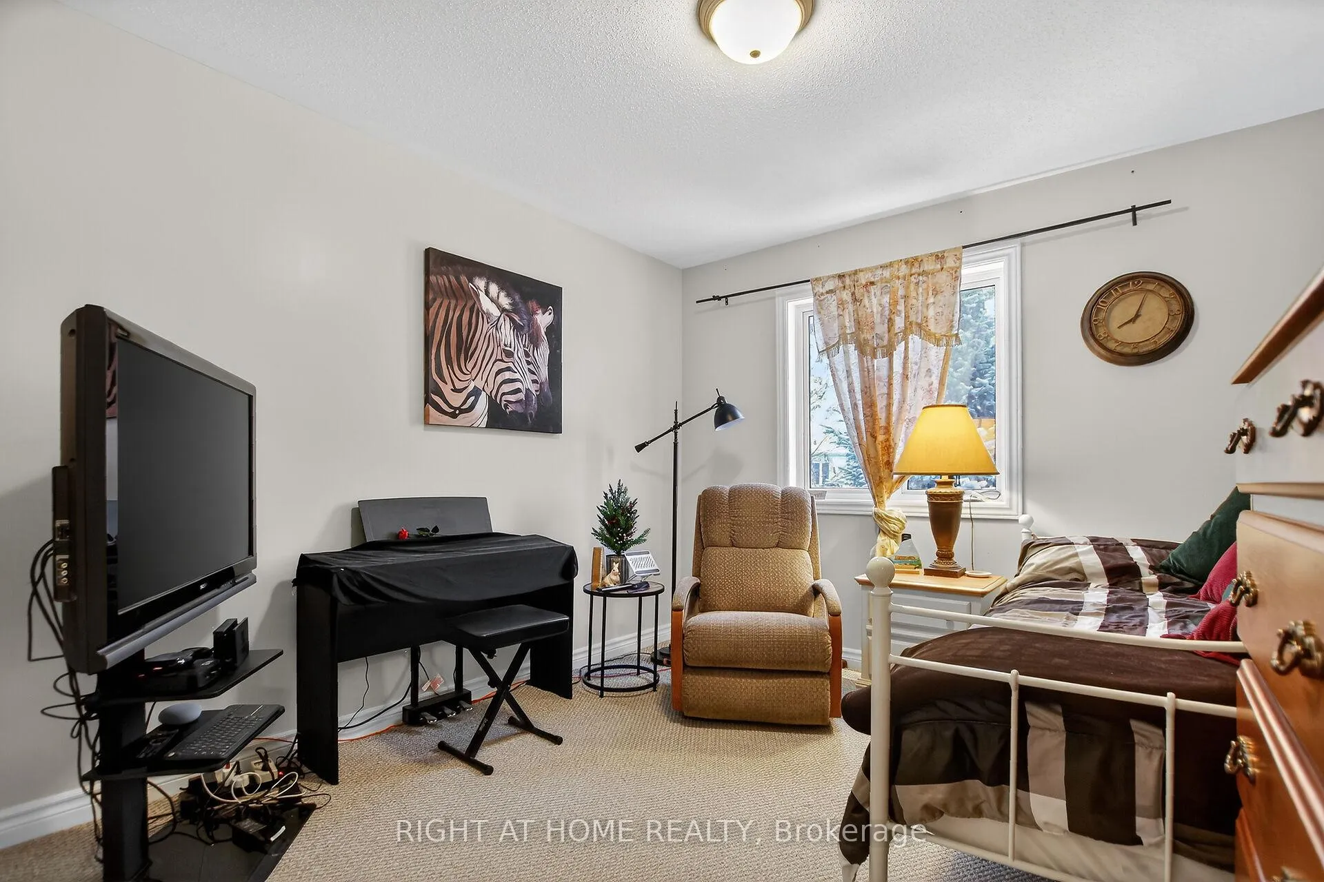 Photo 26 of 307 Ventanna Way, Ottawa, Barrhaven - Strandherd — HOMEH