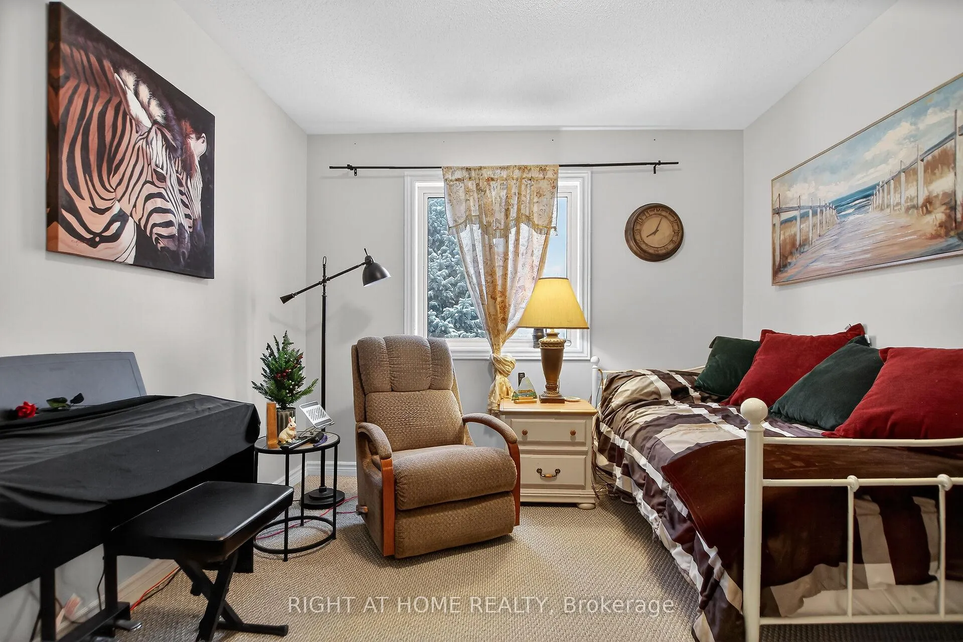 Photo 27 of 307 Ventanna Way, Ottawa, Barrhaven - Strandherd — HOMEH