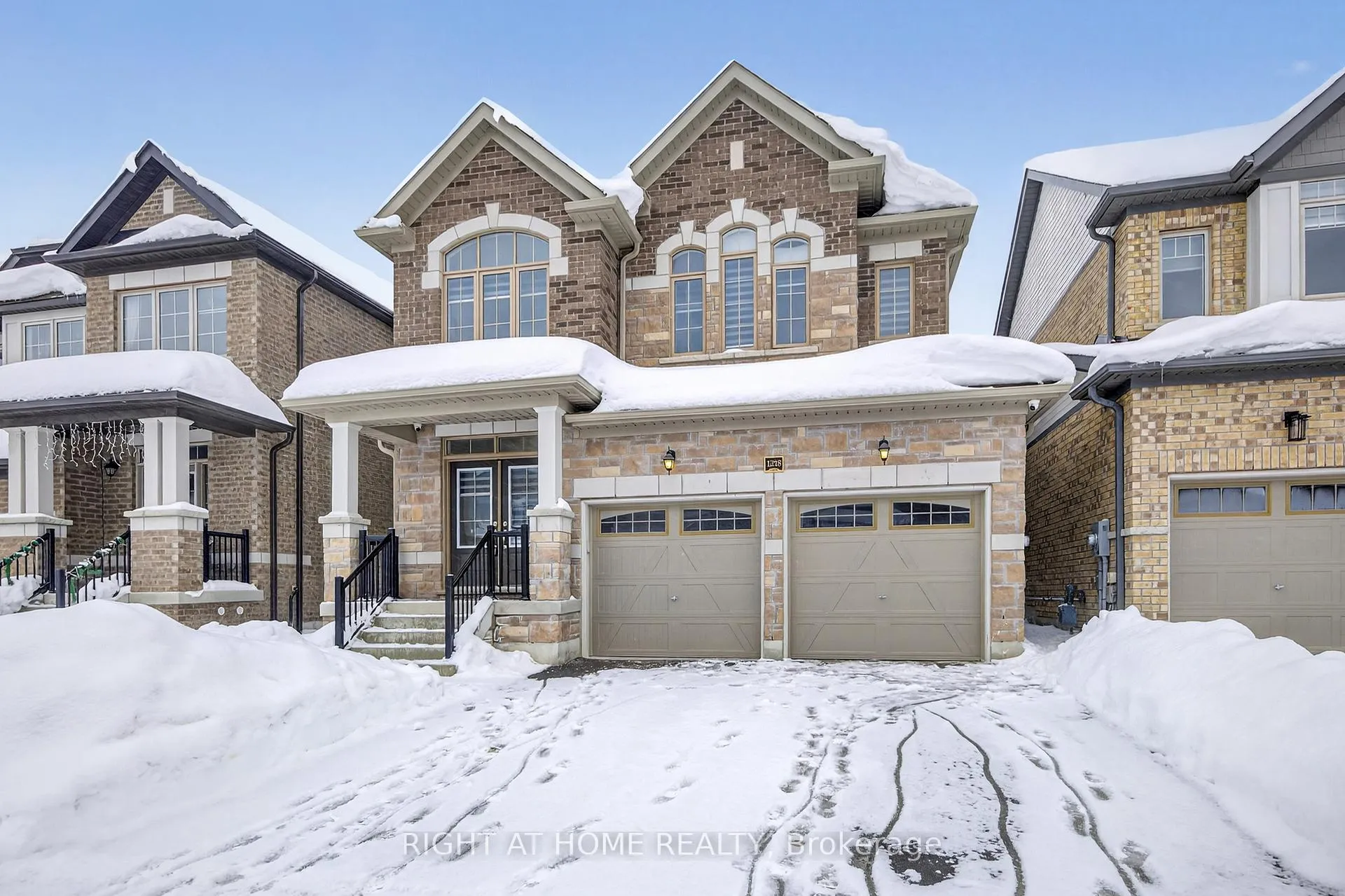 Photo 1 of 1218 Corby Way, Innisfil, Rural Innisfil — HOMEH