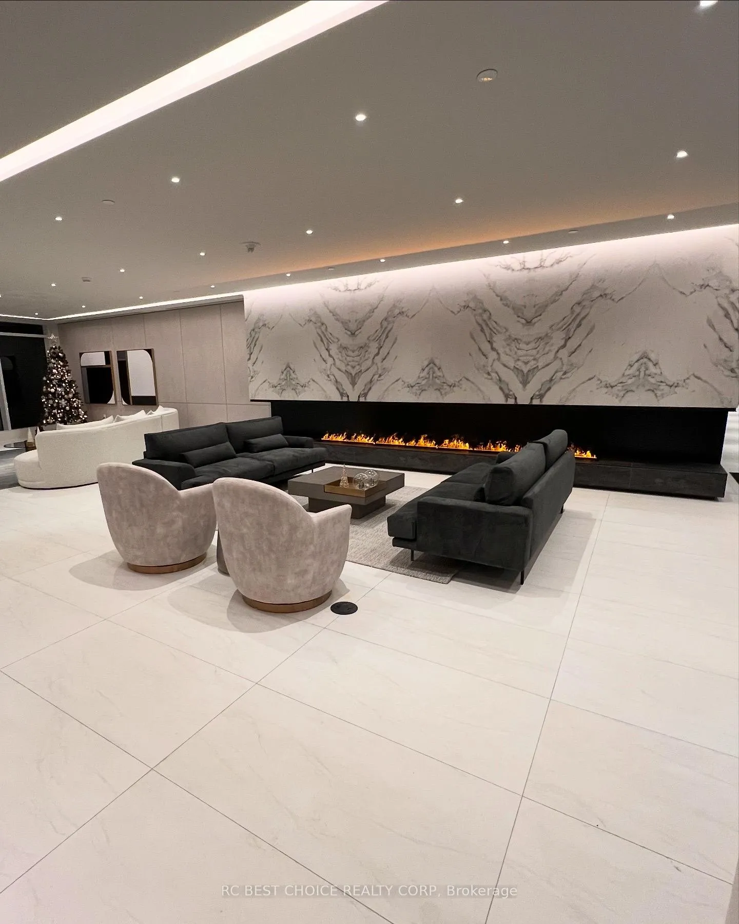 Photo 1 of Unit A2602, 30 Upper Mall Way, Vaughan, Brownridge — HOMEH