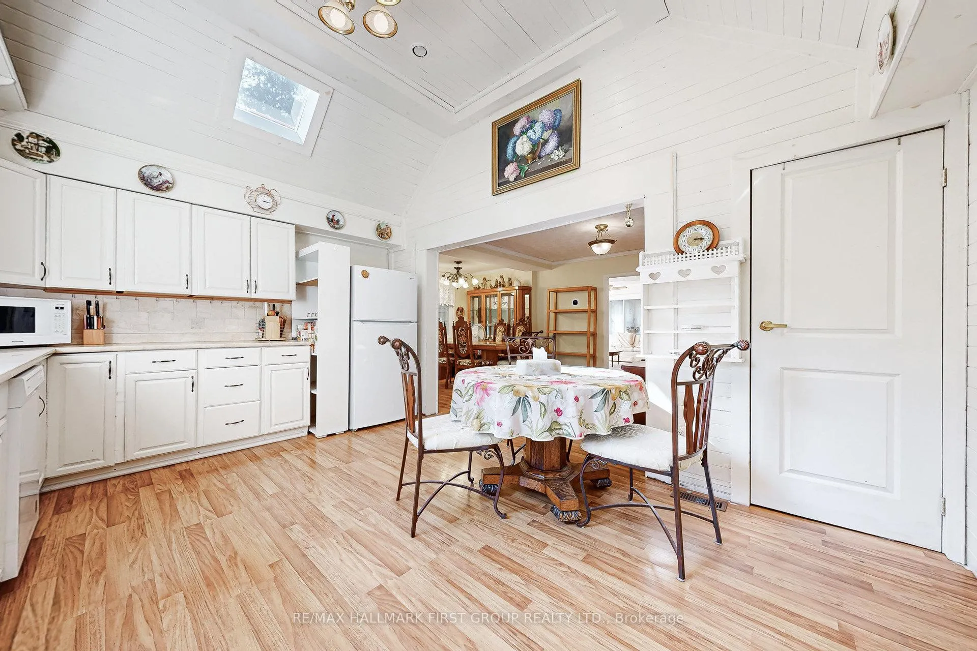 Photo 14 of 1433 Finch Avenue, Pickering, Liverpool — HOMEH