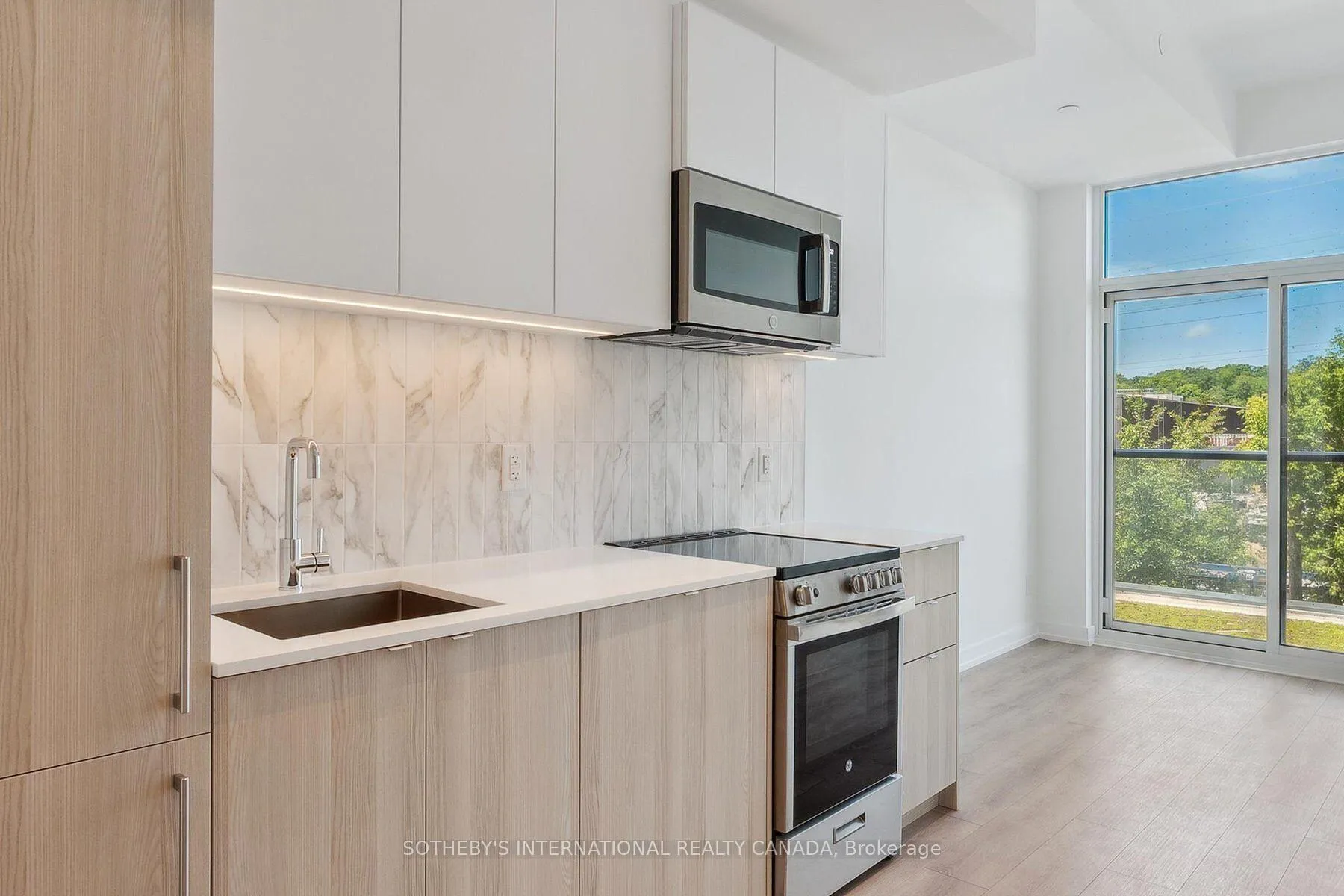 Front of Unit 310, 500 Dupont Street