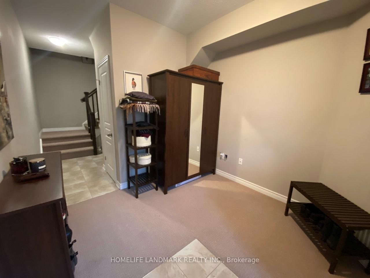 Photo 2 of 4133 Galileo Common, Burlington, Shoreacres — HOMEH