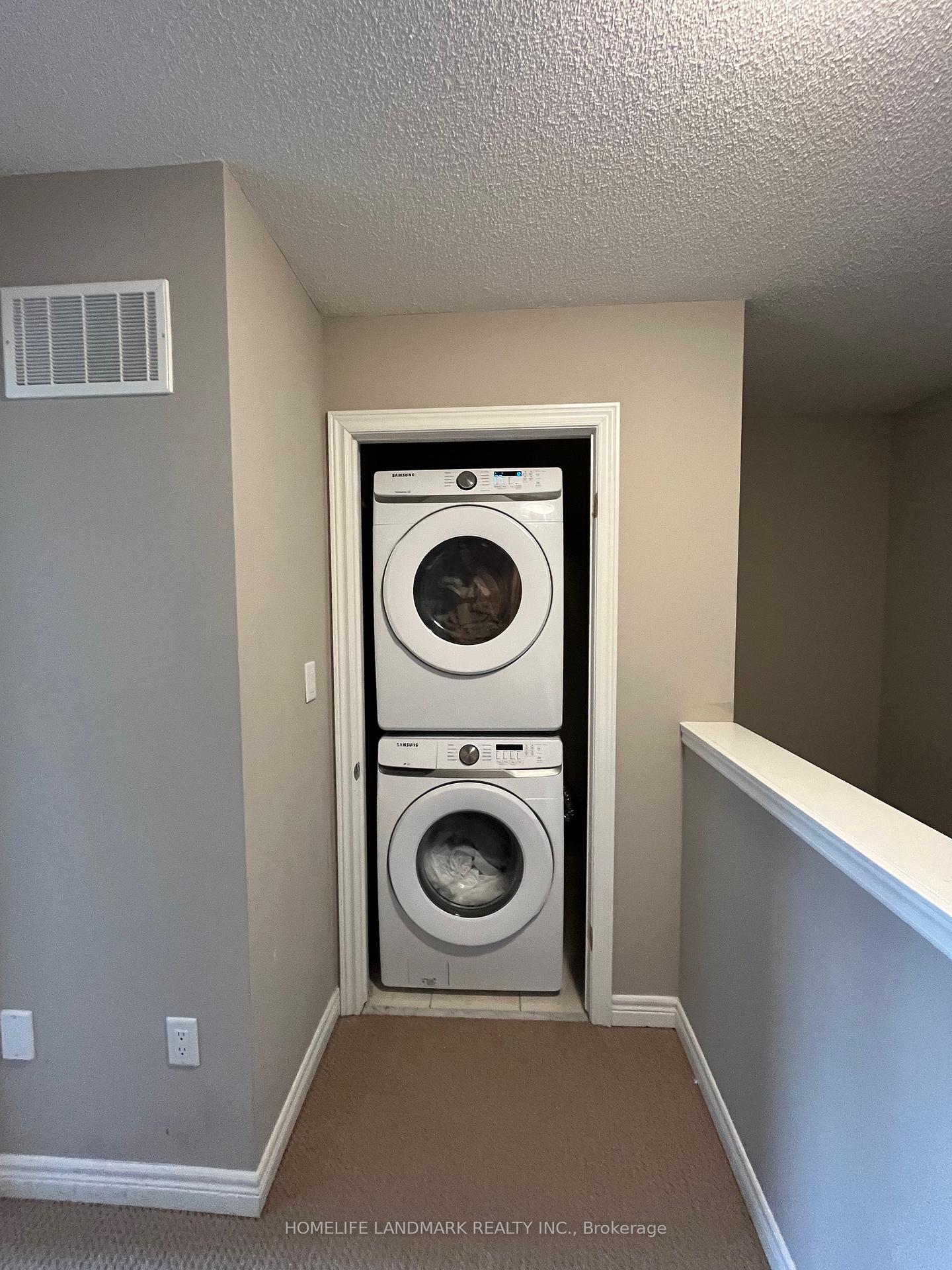 Photo 13 of 4133 Galileo Common, Burlington, Shoreacres — HOMEH