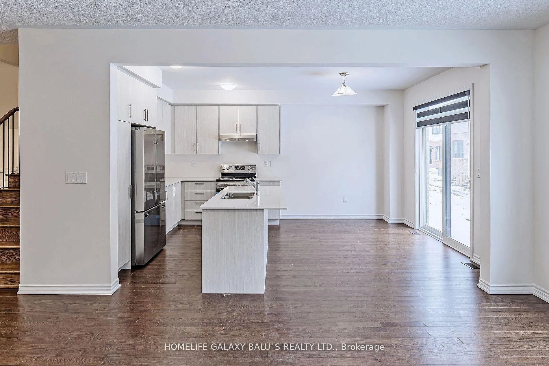 Photo 6 of 75 Gemini Drive, Barrie, Painswick South — HOMEH