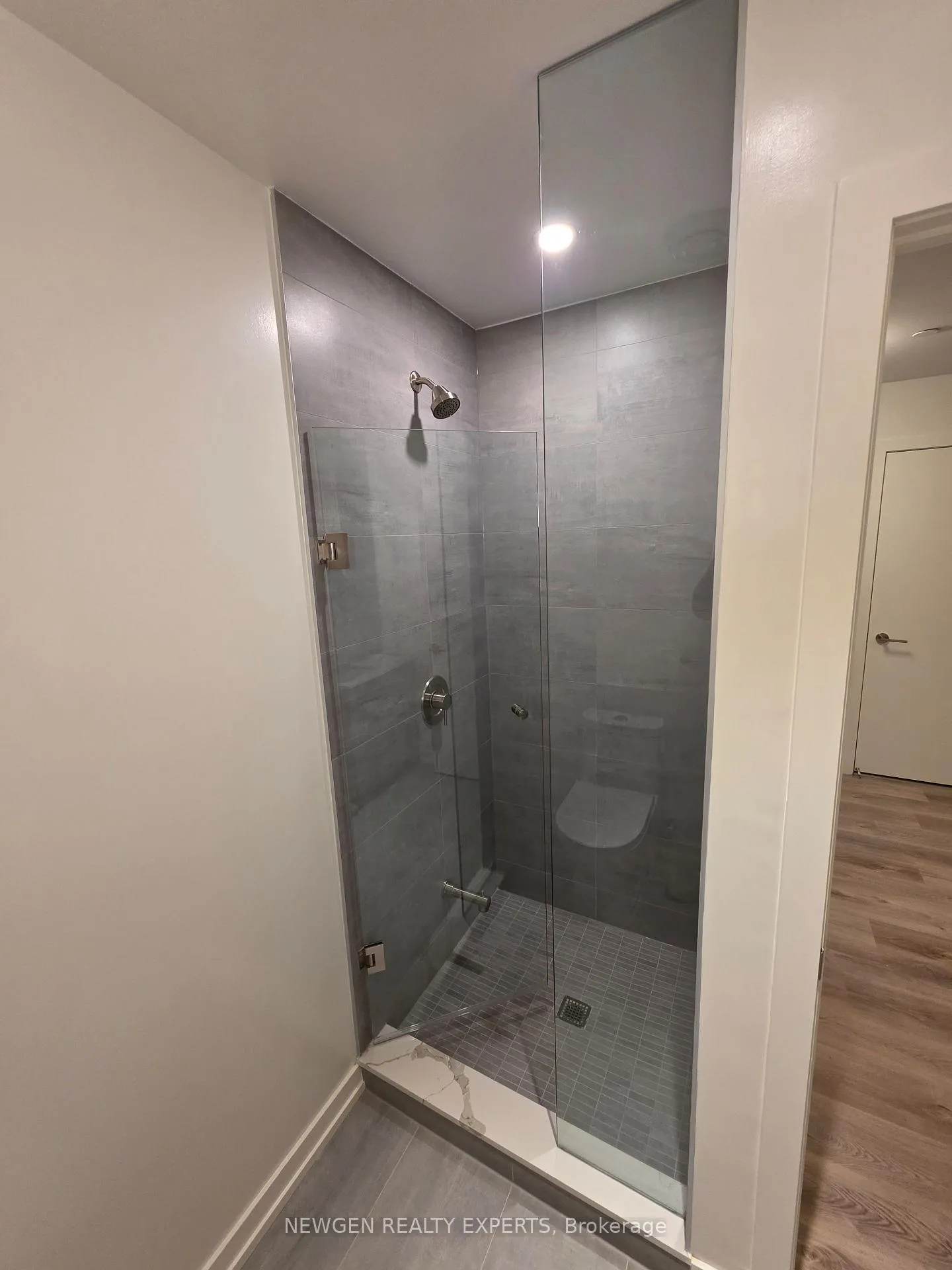 Photo 15 of Unit 608, 120 Broadway Avenue, Toronto, Mount Pleasant West — HOMEH