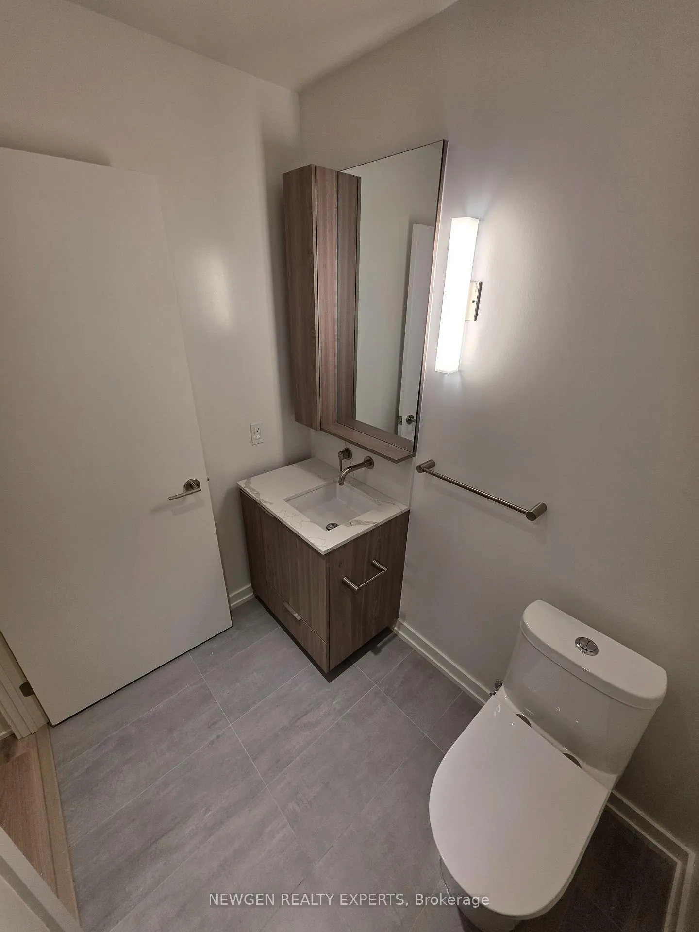 Photo 16 of Unit 608, 120 Broadway Avenue, Toronto, Mount Pleasant West — HOMEH