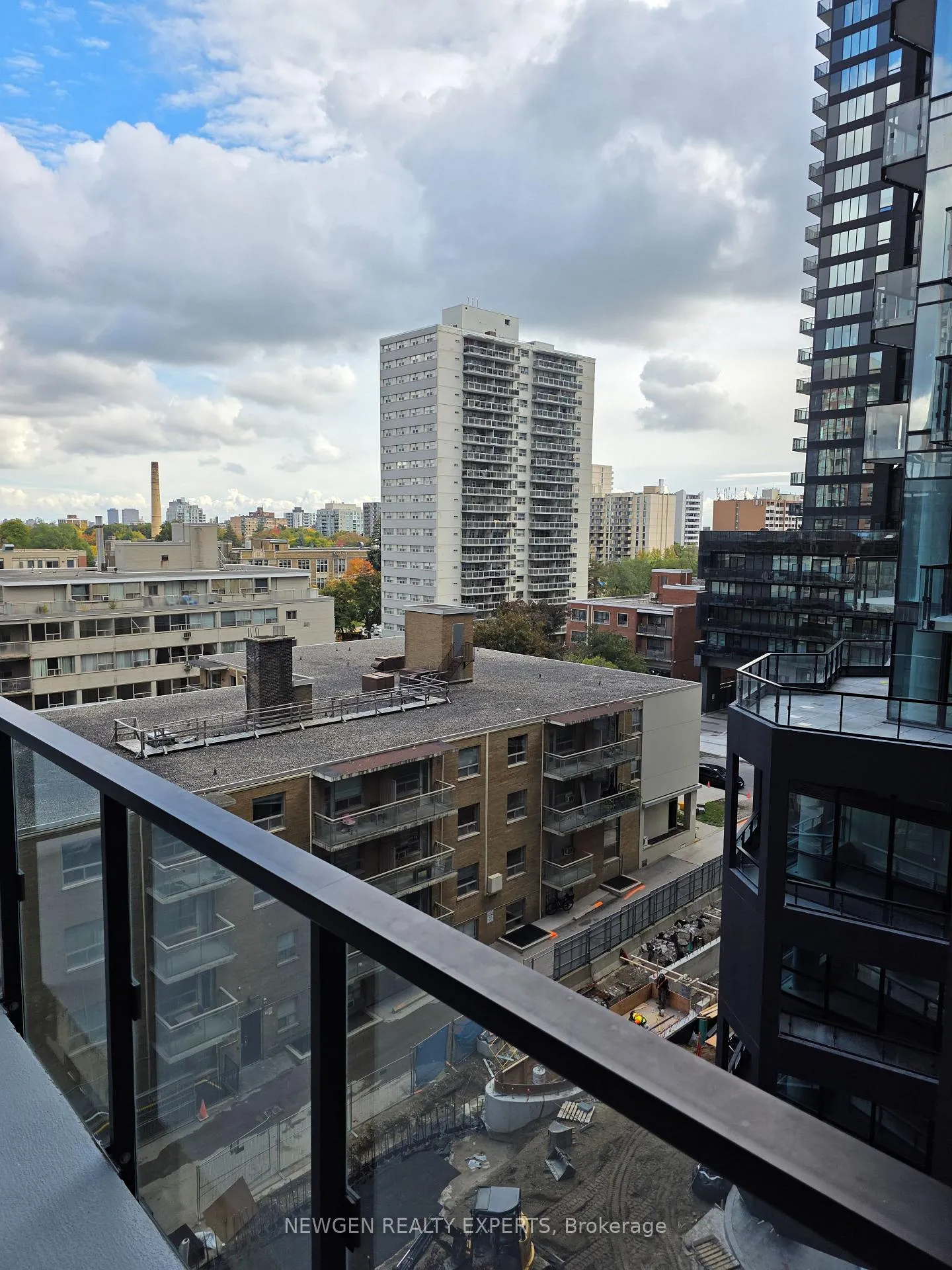 Photo 18 of Unit 608, 120 Broadway Avenue, Toronto, Mount Pleasant West — HOMEH