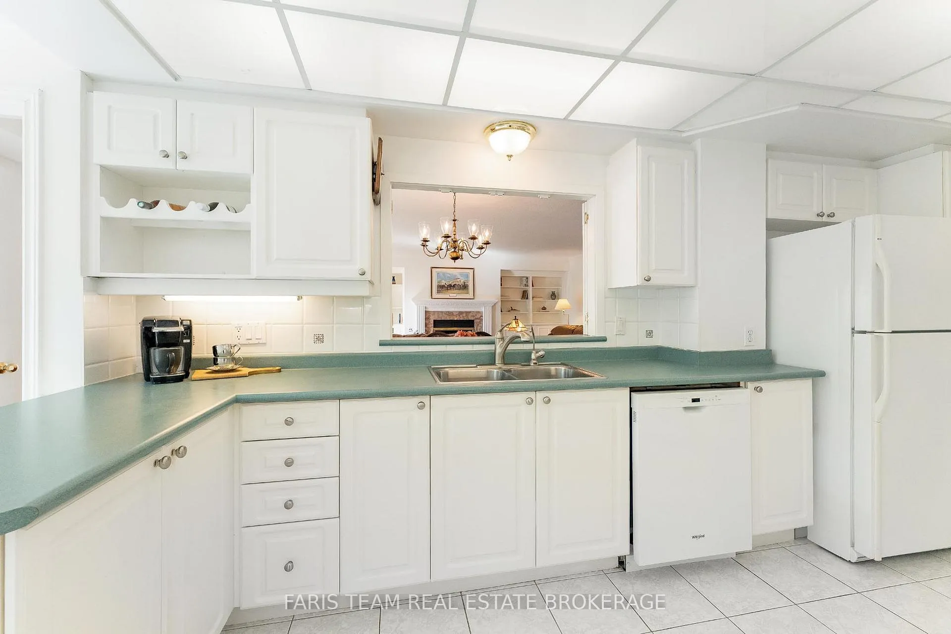 Photo 8 of Unit 307, 85 Wellington Street W, Aurora, Aurora Village — HOMEH