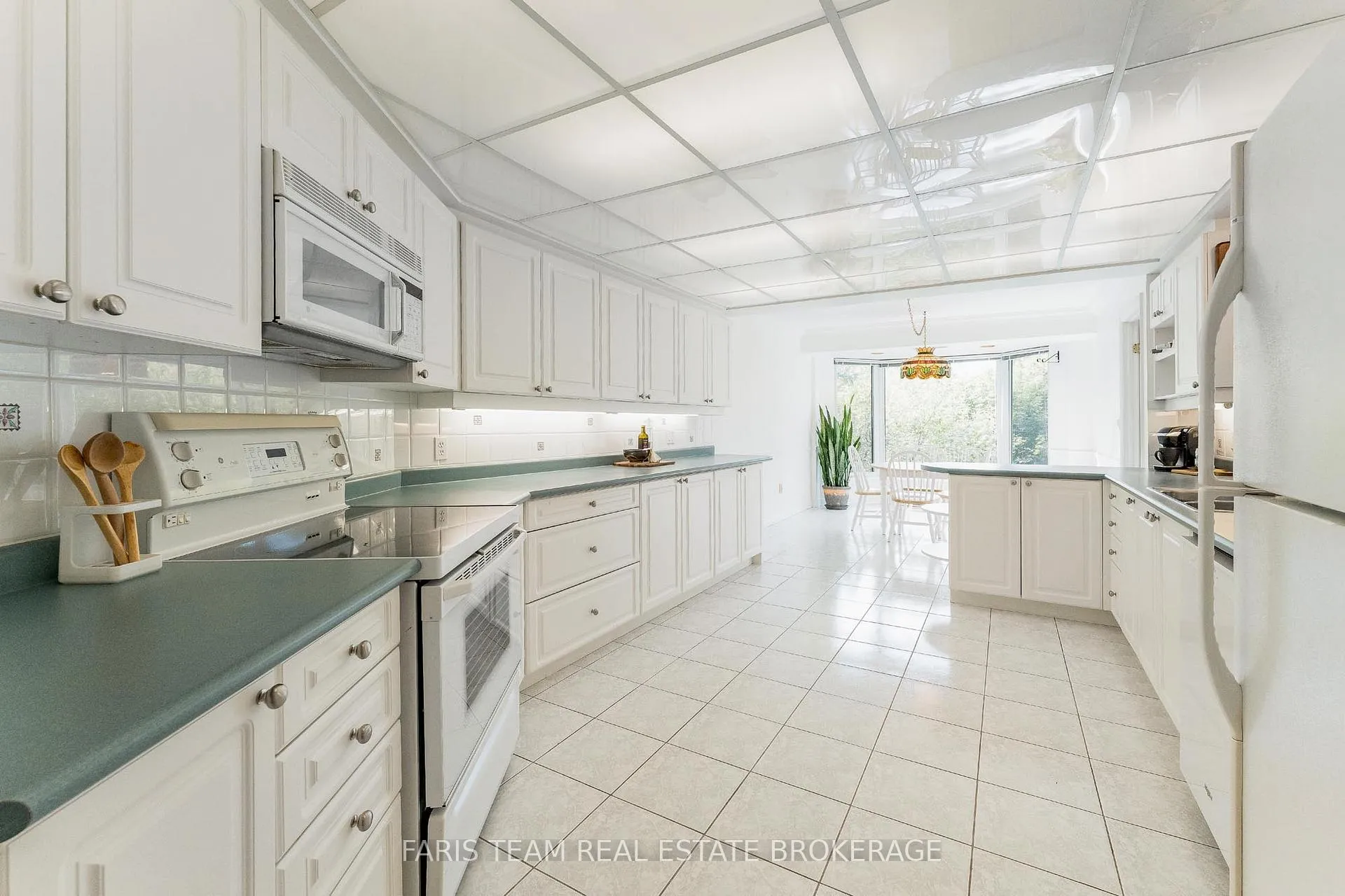 Photo 12 of Unit 307, 85 Wellington Street W, Aurora, Aurora Village — HOMEH