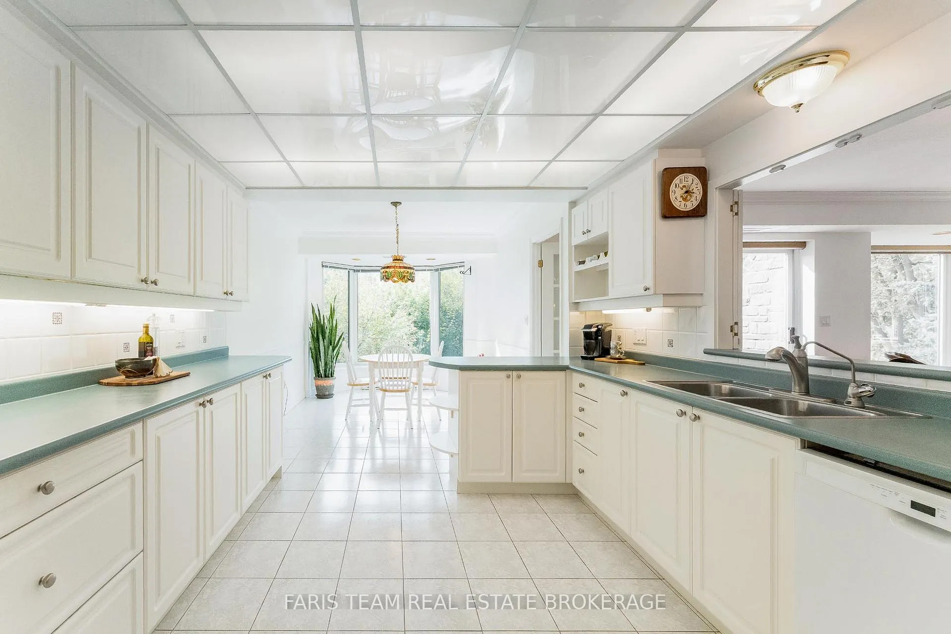 Photo 13 of Unit 307, 85 Wellington Street W, Aurora, Aurora Village — HOMEH