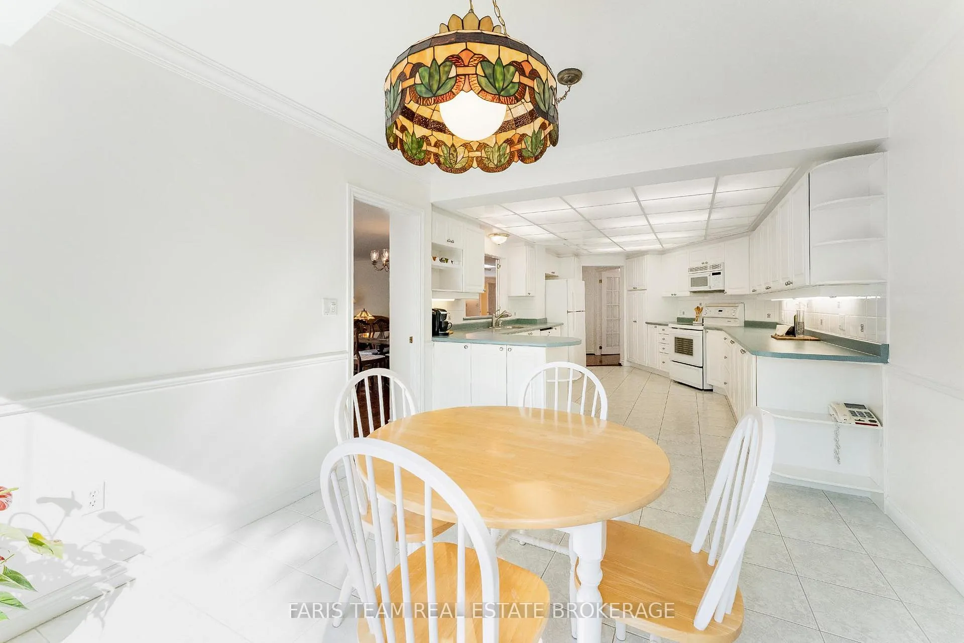 Photo 16 of Unit 307, 85 Wellington Street W, Aurora, Aurora Village — HOMEH