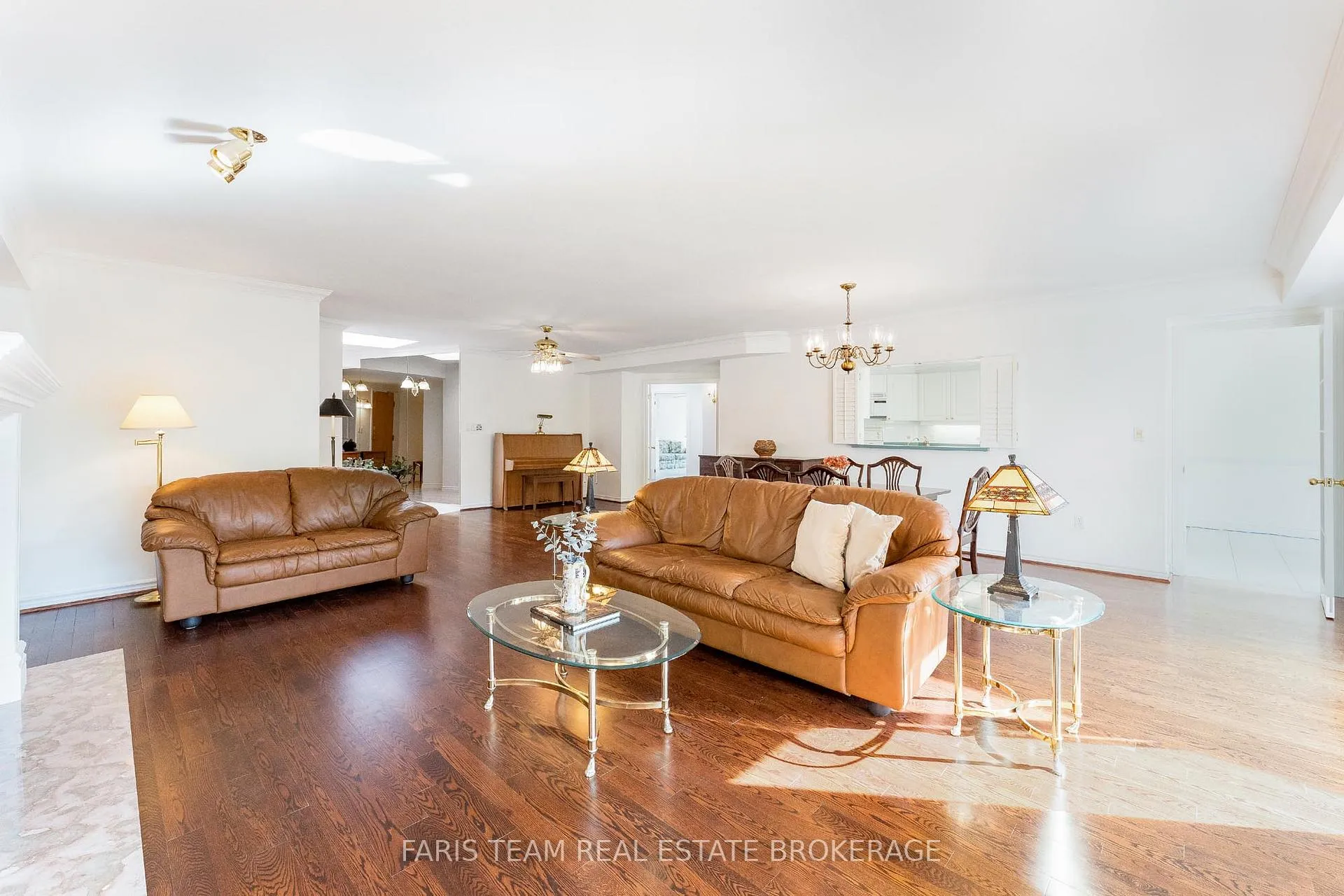 Photo 22 of Unit 307, 85 Wellington Street W, Aurora, Aurora Village — HOMEH