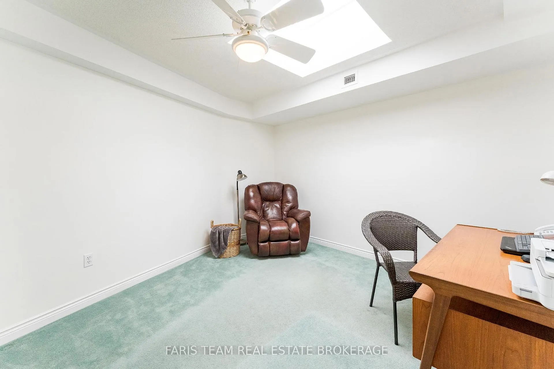 Photo 34 of Unit 307, 85 Wellington Street W, Aurora, Aurora Village — HOMEH
