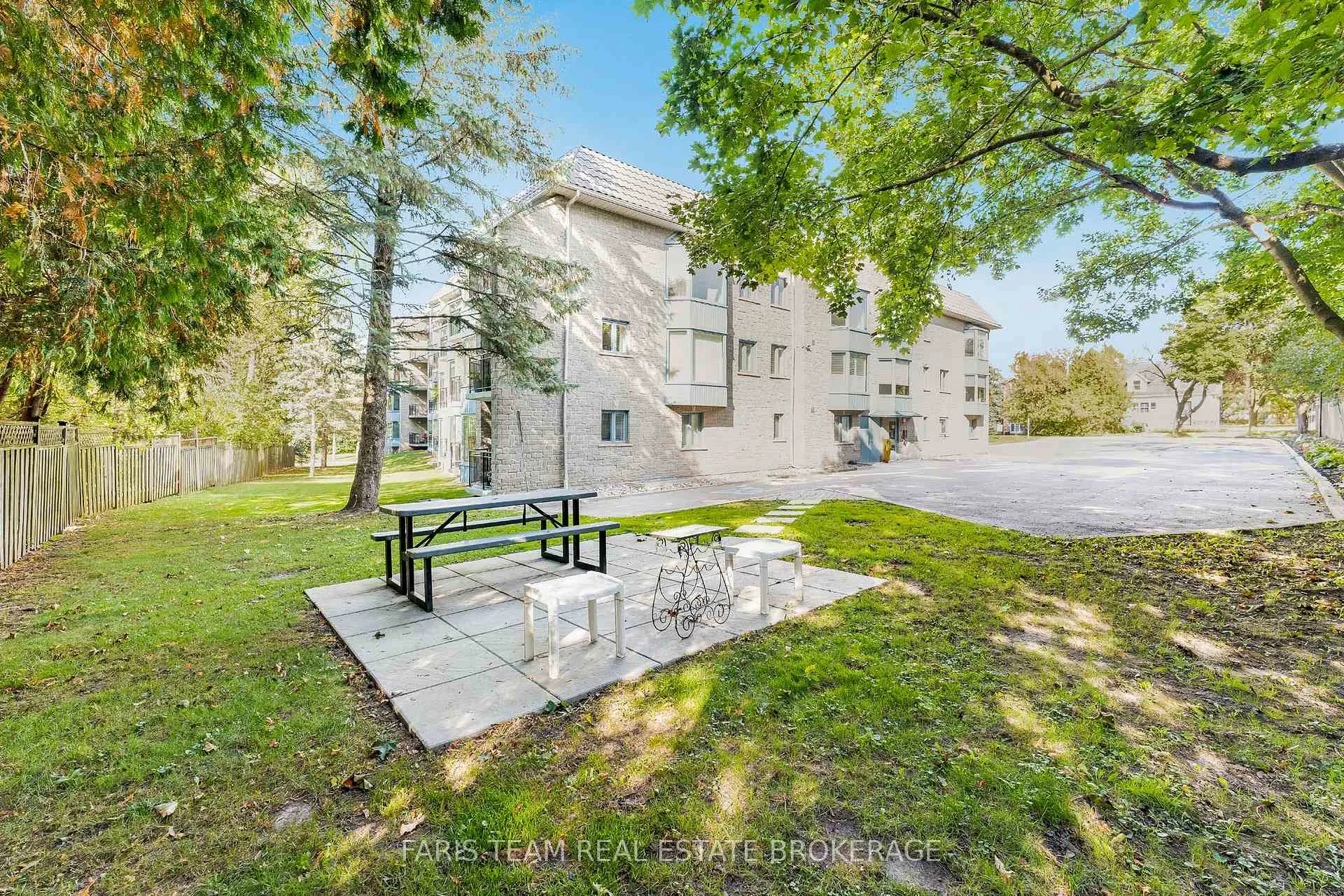 Photo 40 of Unit 307, 85 Wellington Street W, Aurora, Aurora Village — HOMEH