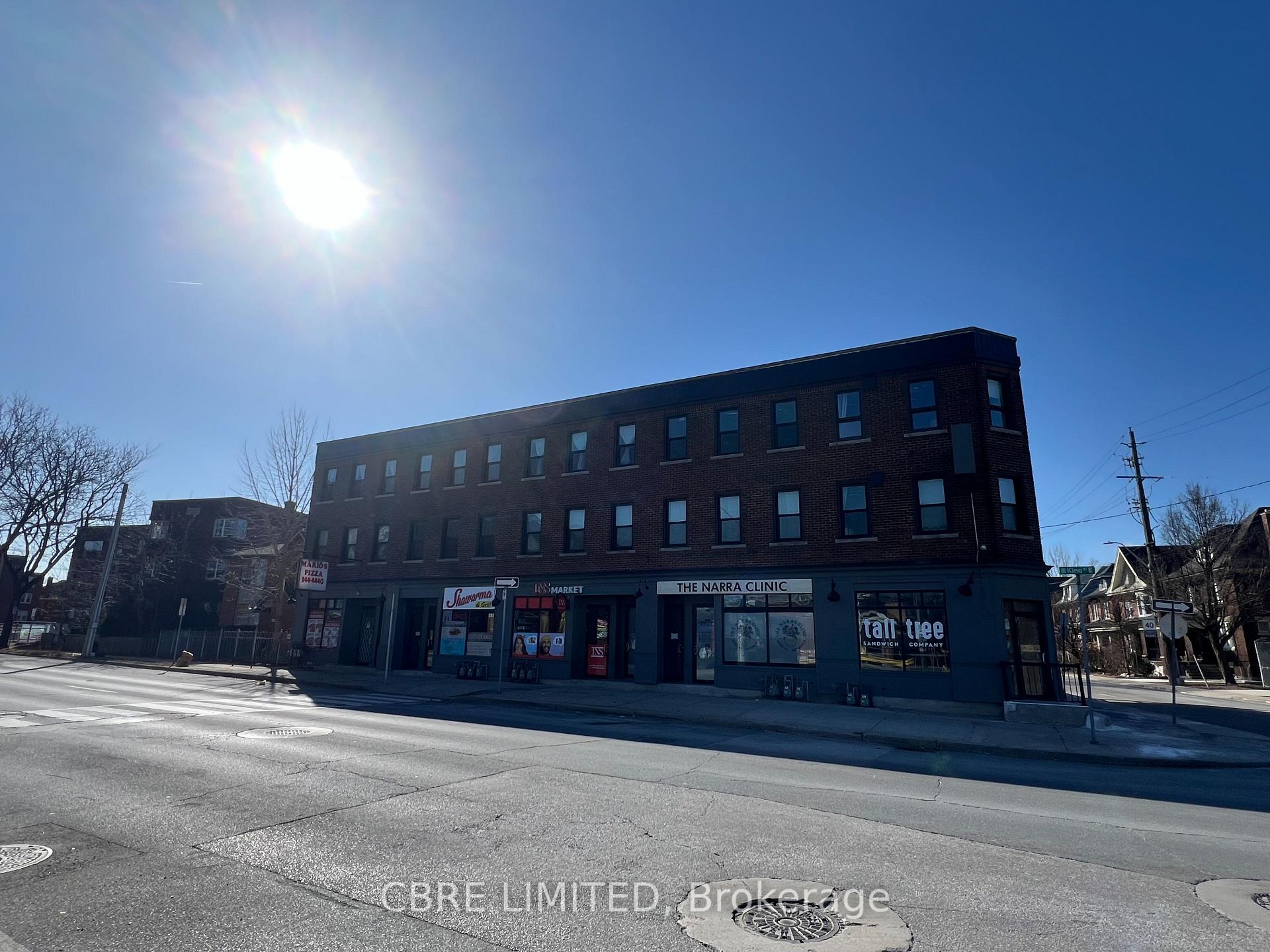 Front of Unit 1006, 1000 King Street E