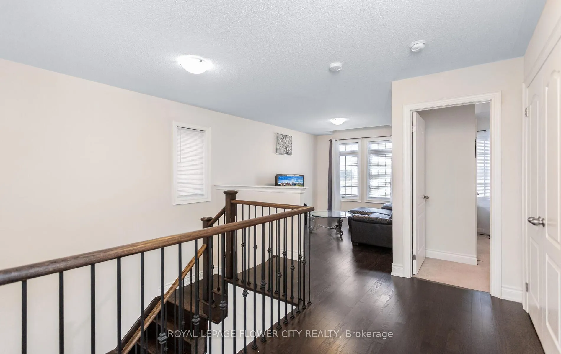Photo 19 of 125 Lionhead Golf Road, Brampton — HOMEH