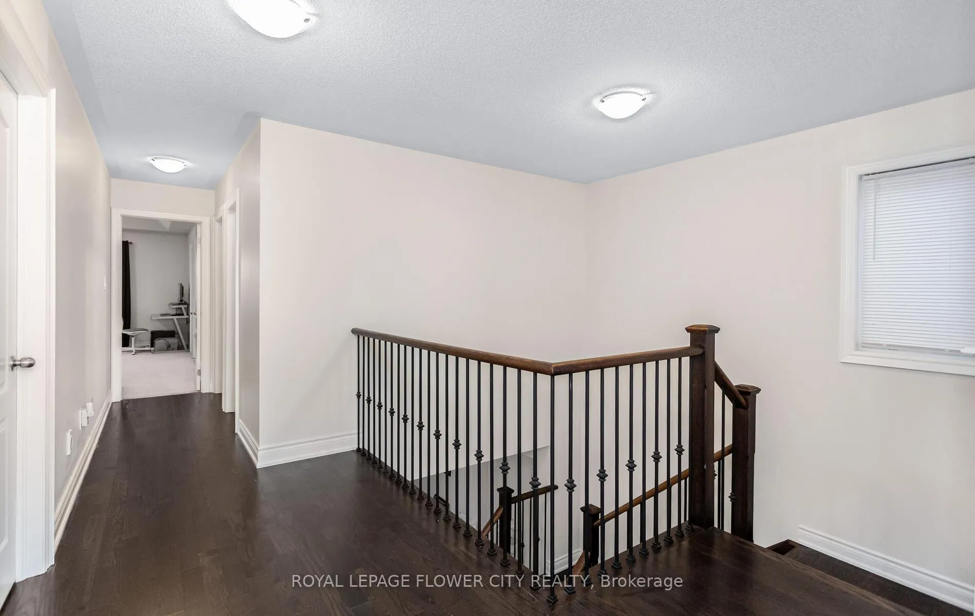 Photo 20 of 125 Lionhead Golf Road, Brampton — HOMEH