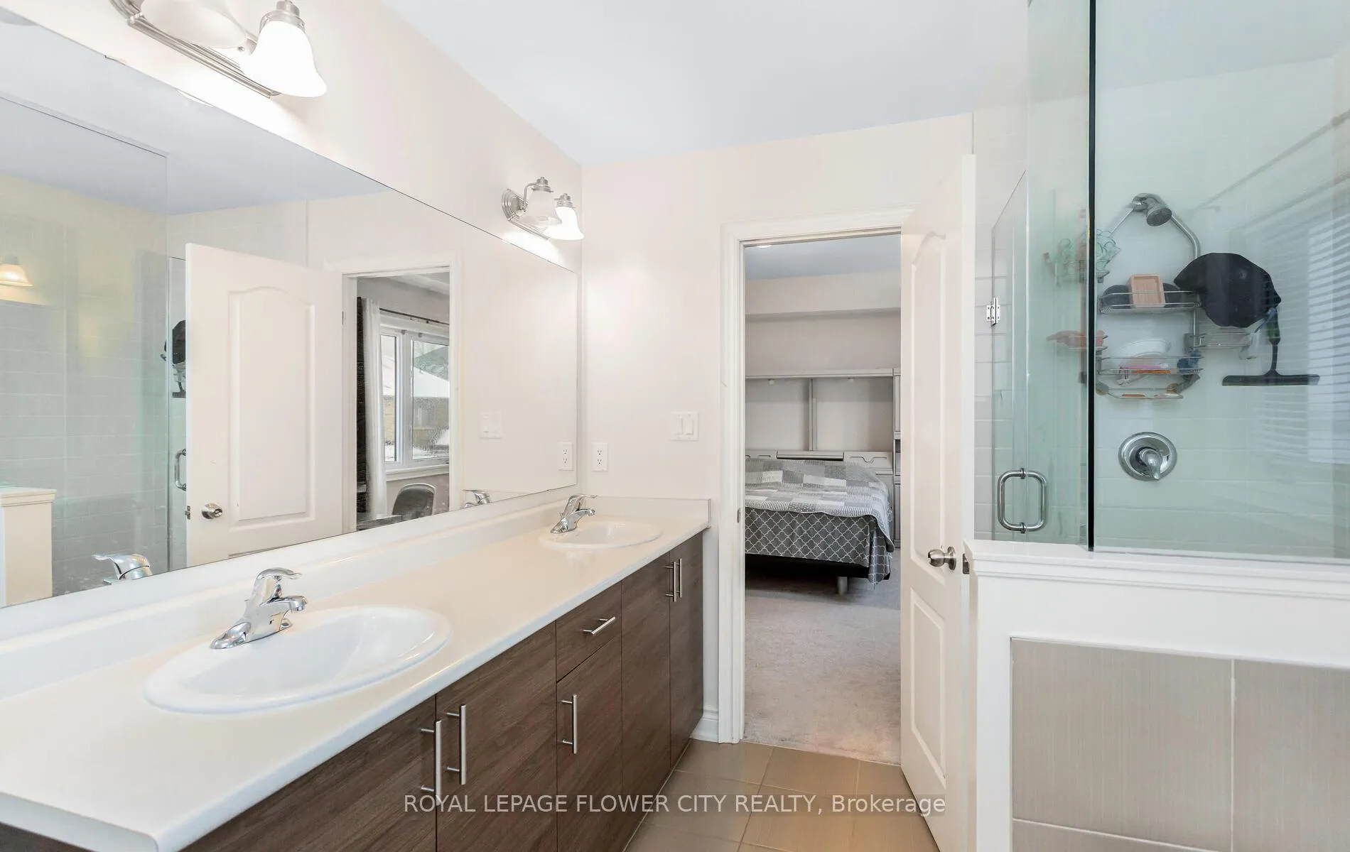 Photo 21 of 125 Lionhead Golf Road, Brampton — HOMEH