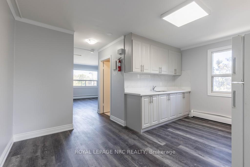 Photo 12 of Unit Unit 1, 3-5 Olive Street, Grimsby, Grimsby Beach — HOMEH