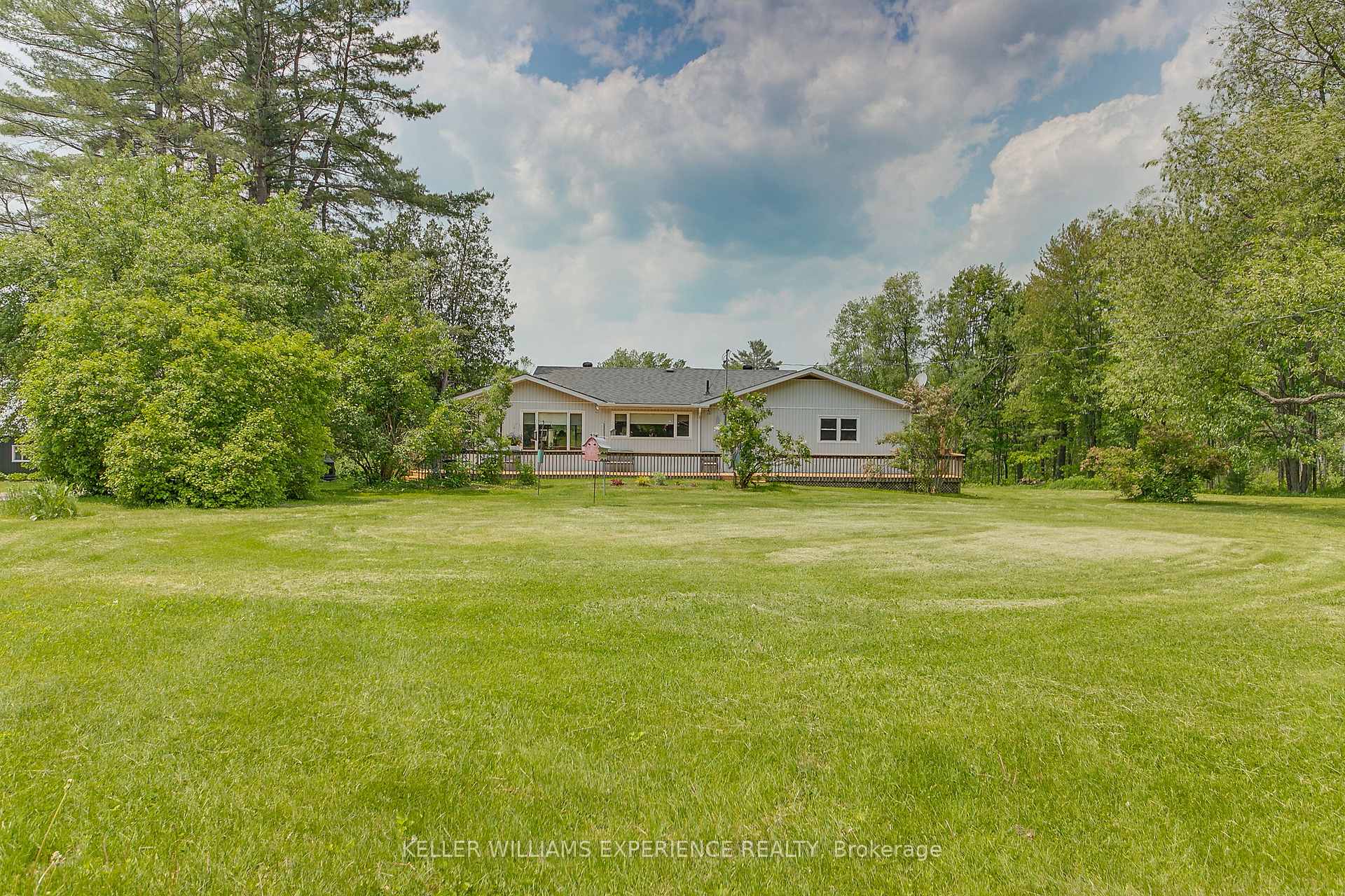 Photo 4 of 1183 Baseline Road, Gravenhurst, Morrison — HOMEH