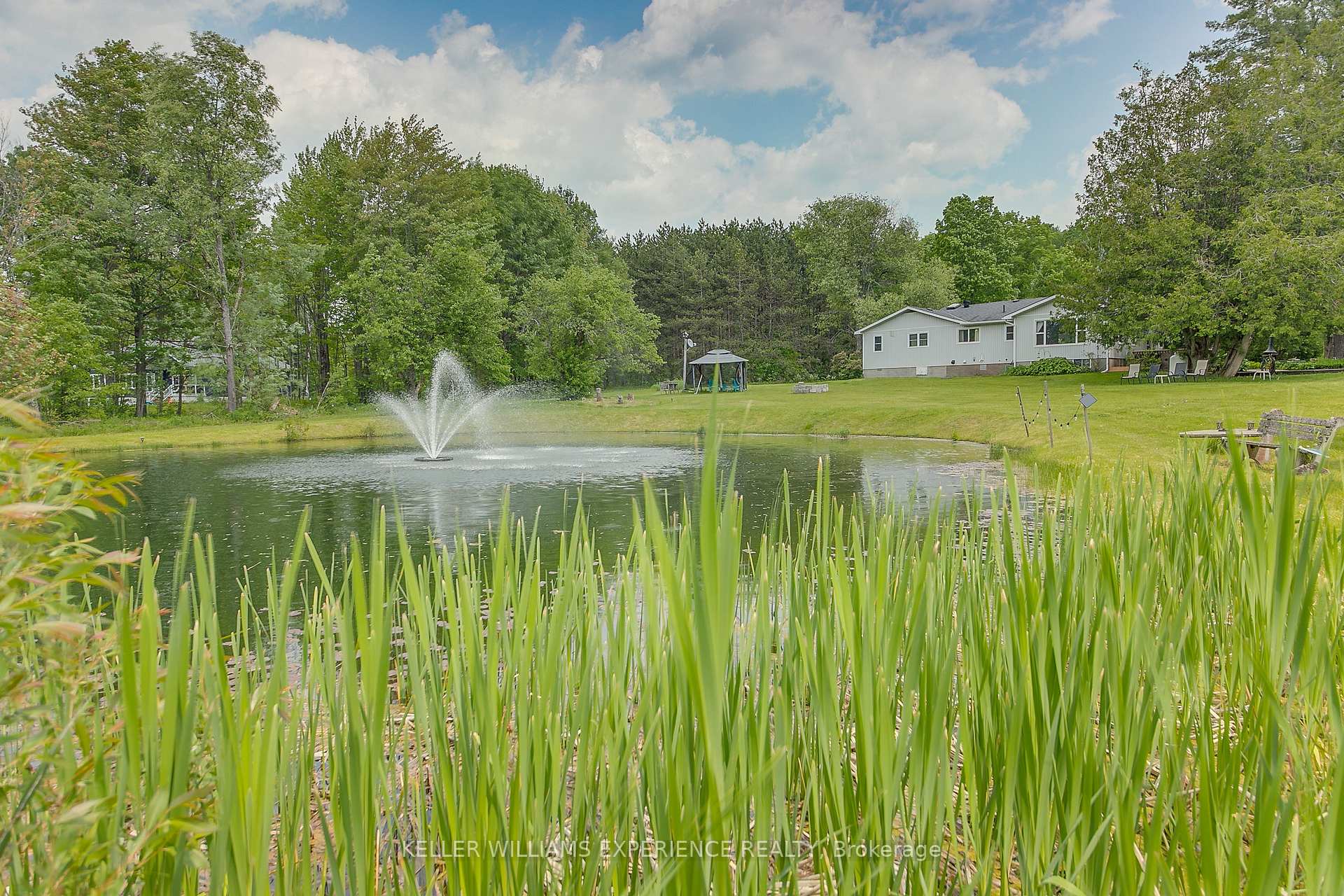 Photo 5 of 1183 Baseline Road, Gravenhurst, Morrison — HOMEH