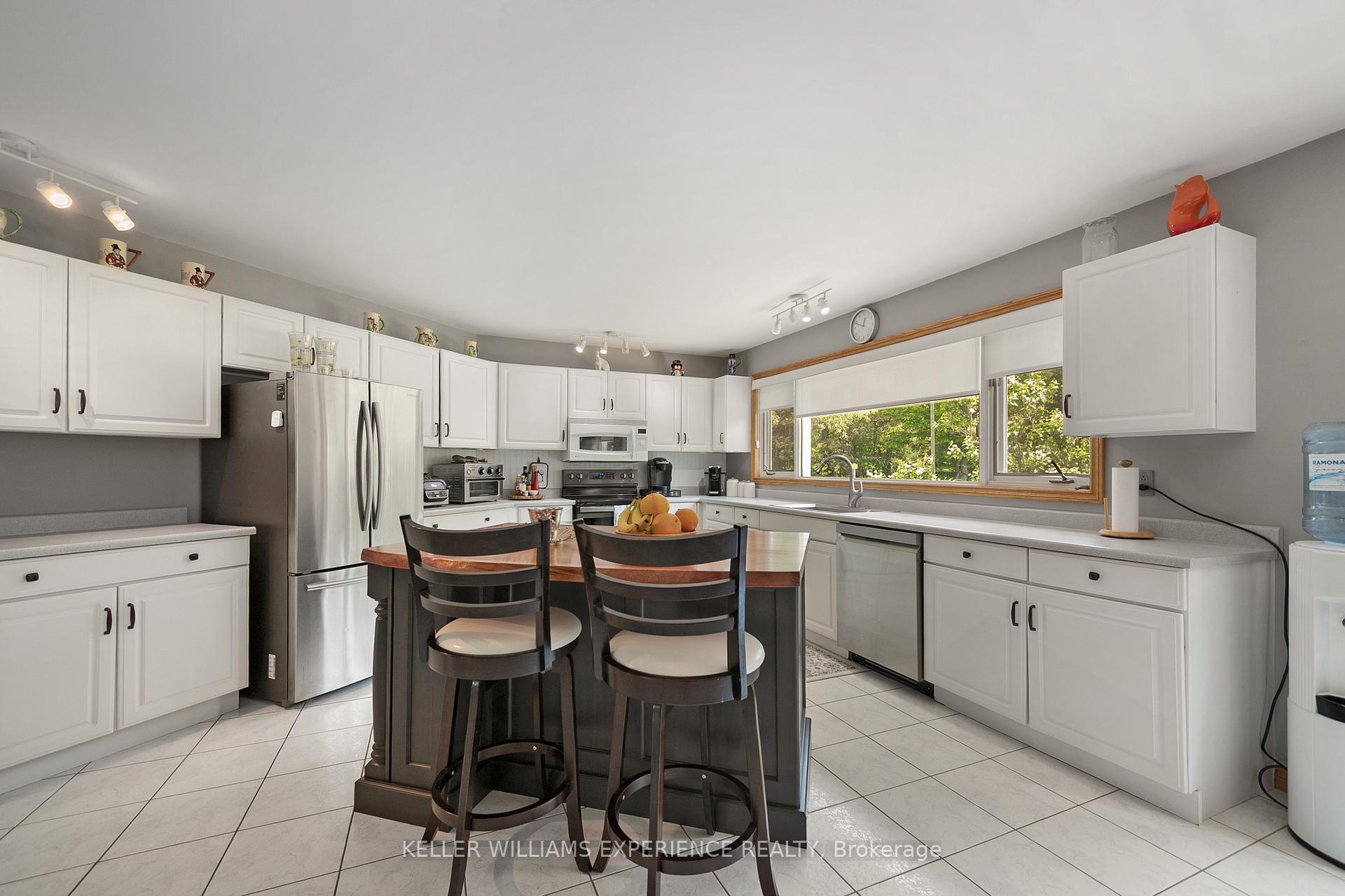 Photo 15 of 1183 Baseline Road, Gravenhurst, Morrison — HOMEH