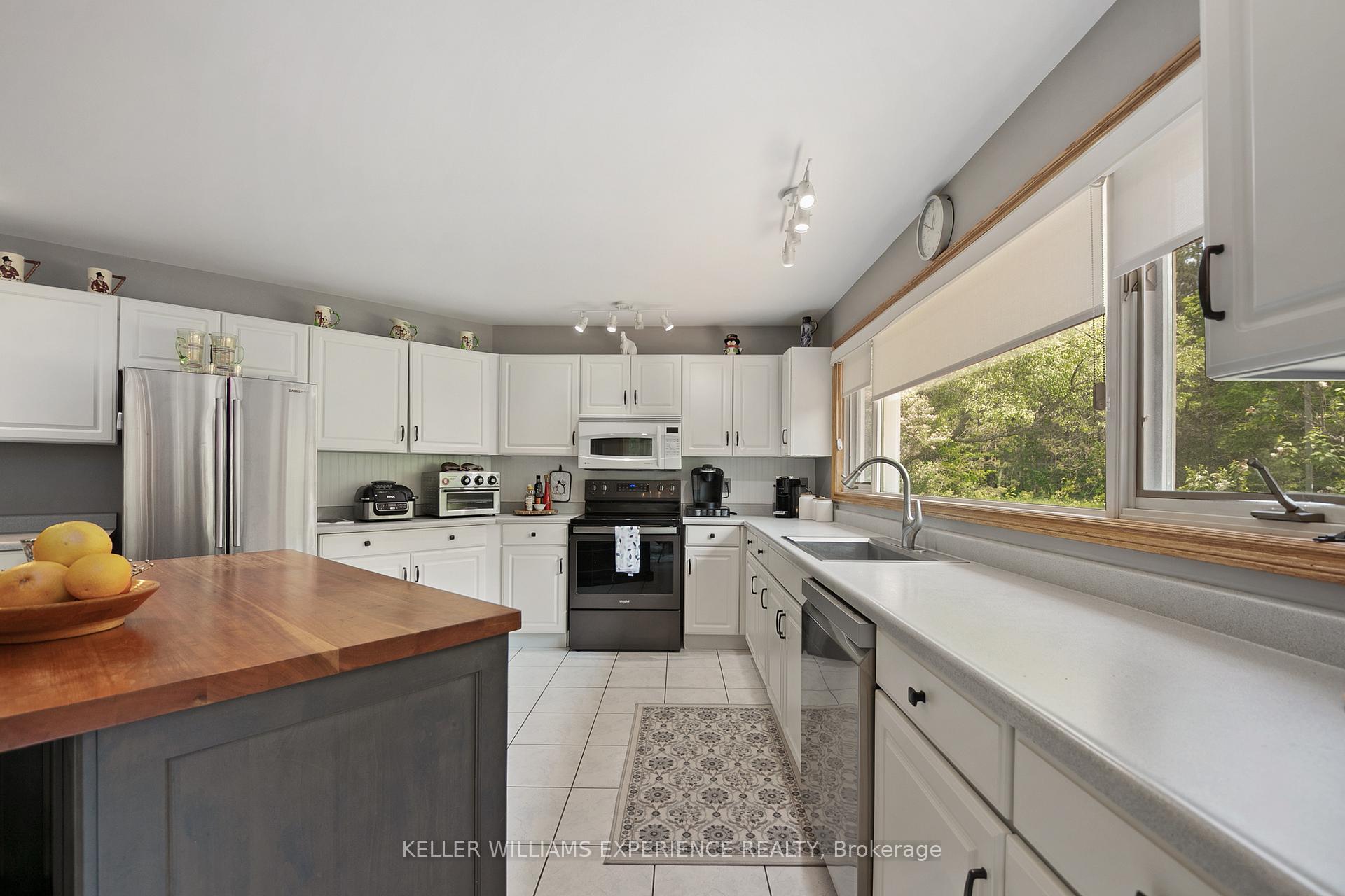 Photo 17 of 1183 Baseline Road, Gravenhurst, Morrison — HOMEH