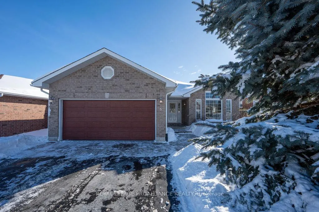 Photo 1 of 5 Simcoe Drive, Belleville, Thurlow Ward — HOMEH