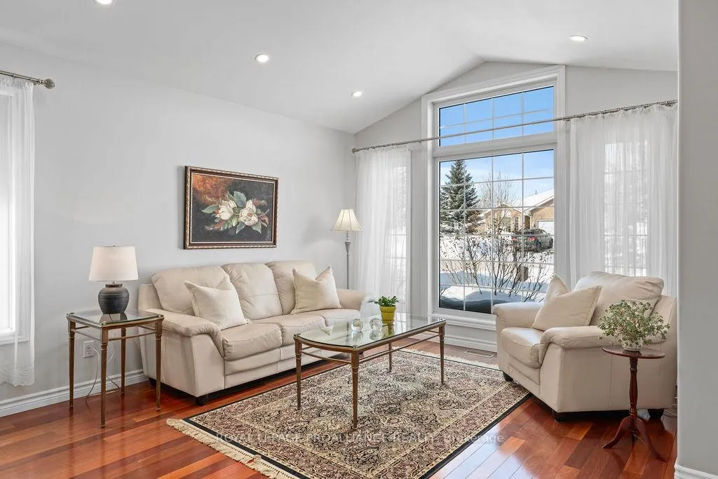 Photo 5 of 5 Simcoe Drive, Belleville, Thurlow Ward — HOMEH