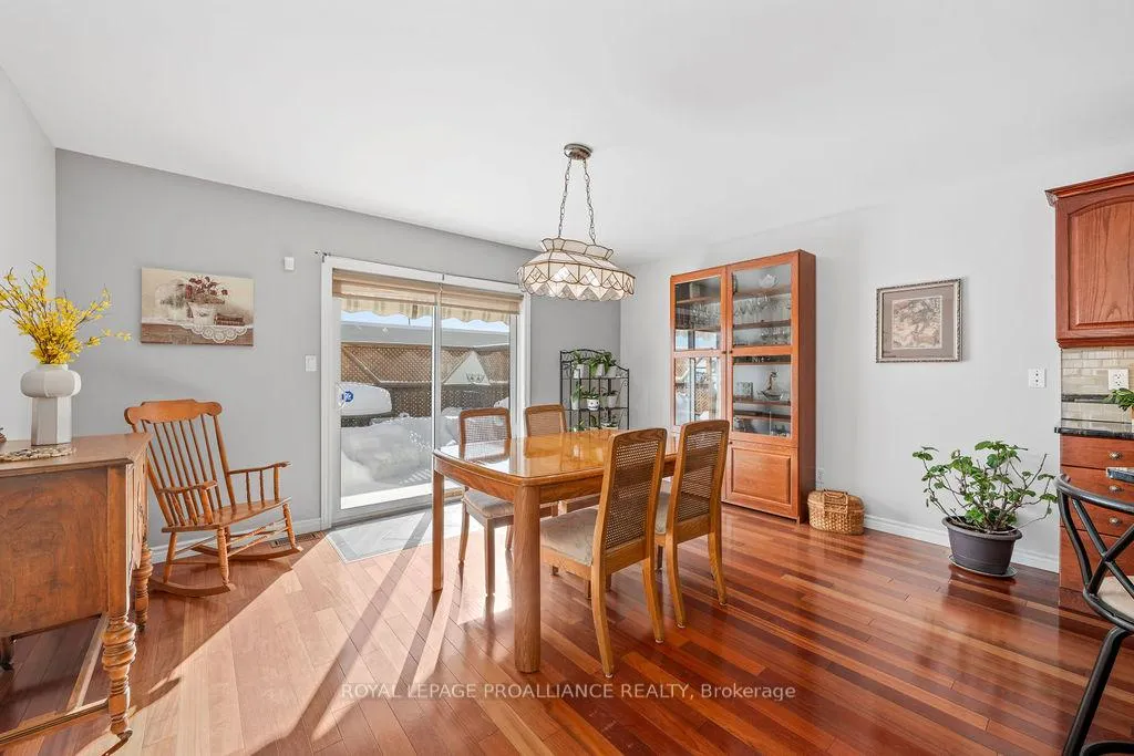 Photo 13 of 5 Simcoe Drive, Belleville, Thurlow Ward — HOMEH