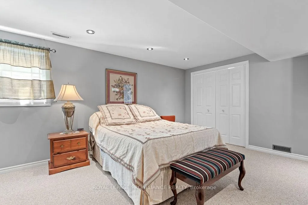 Photo 37 of 5 Simcoe Drive, Belleville, Thurlow Ward — HOMEH