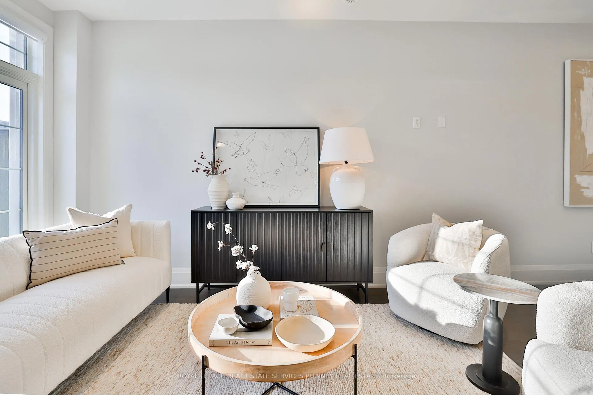 Photo 4 of Unit 10, 95 Brookfield Road, Oakville, Central — HOMEH