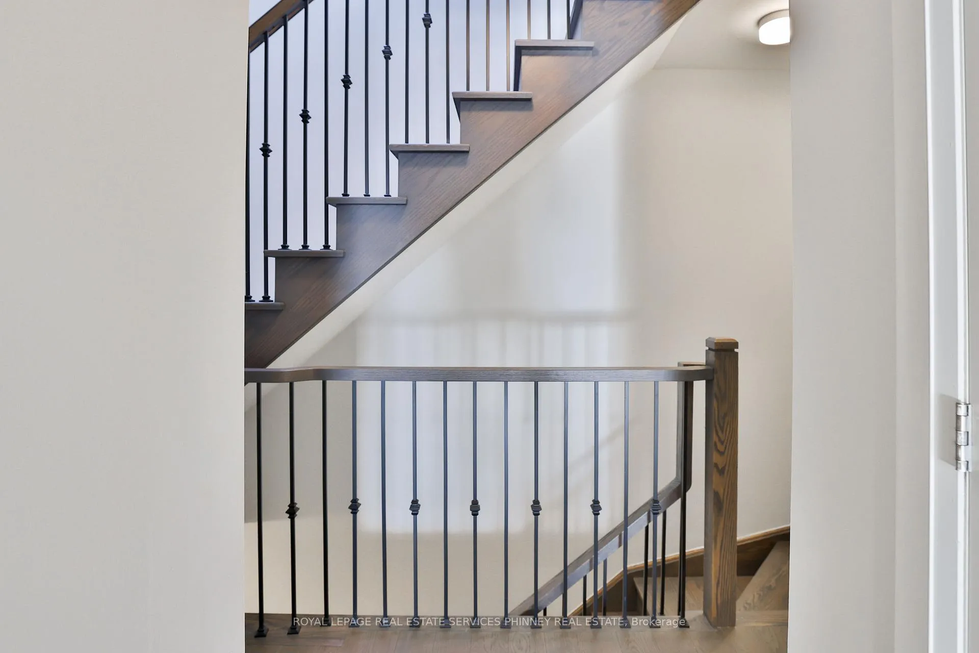 Photo 15 of Unit 10, 95 Brookfield Road, Oakville, Central — HOMEH