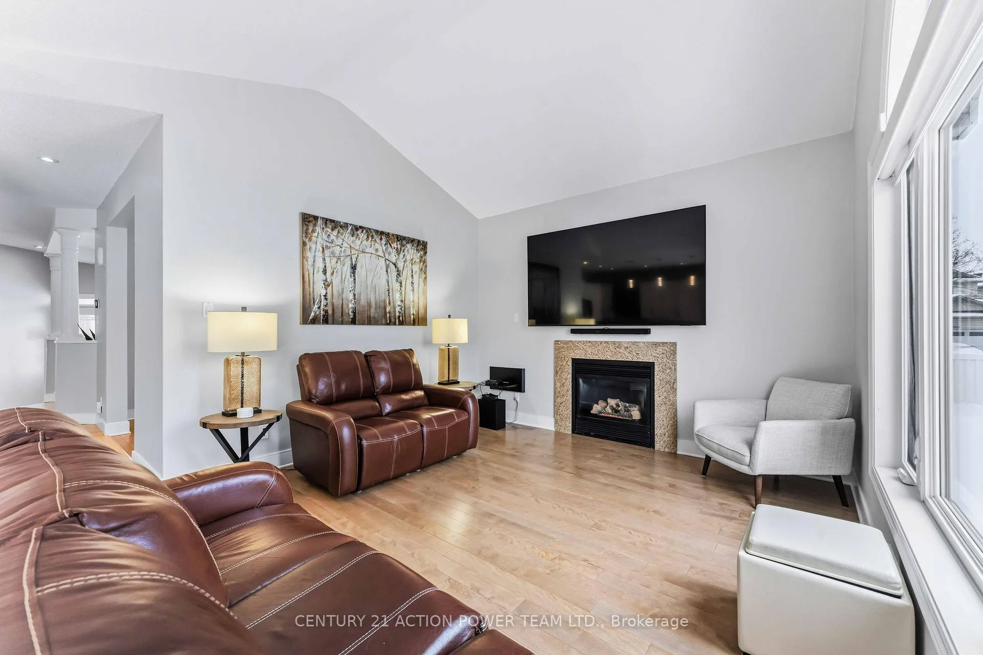 Photo 11 of 1510 Rumford Drive, Ottawa, Fallingbrook/Pineridge — HOMEH